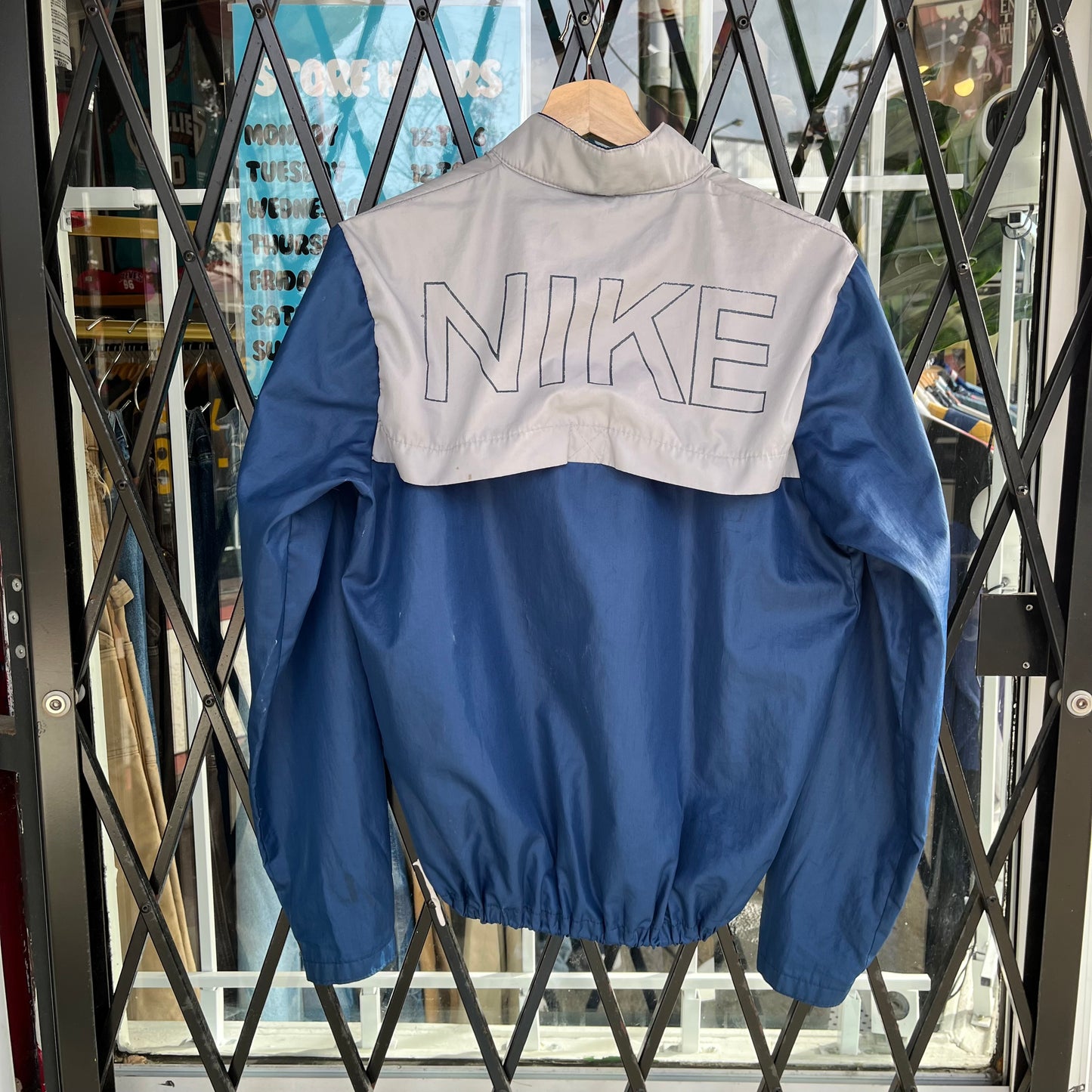 1980’s Nike Pullover Windbreaker - Size S