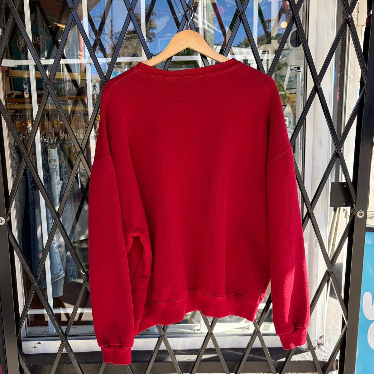 Russell Crewneck - Size XXL