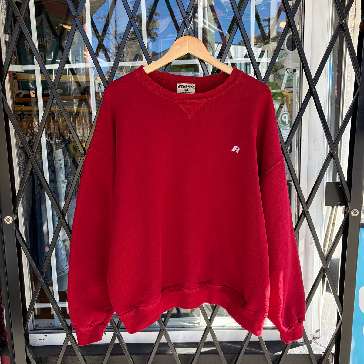 Russell Crewneck - Size XXL
