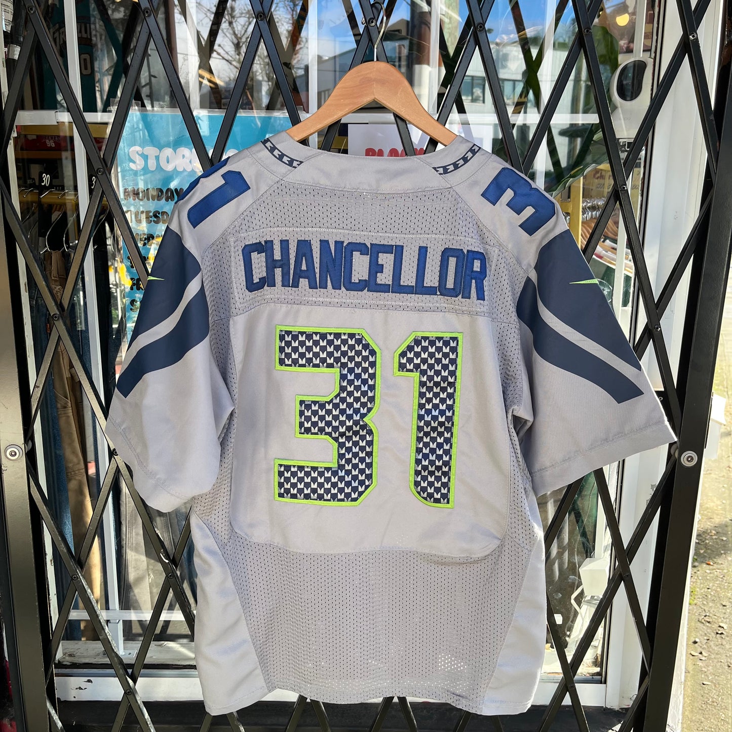 Nike Seahawks Cam Chancellor Jersey - Size 44 (L)