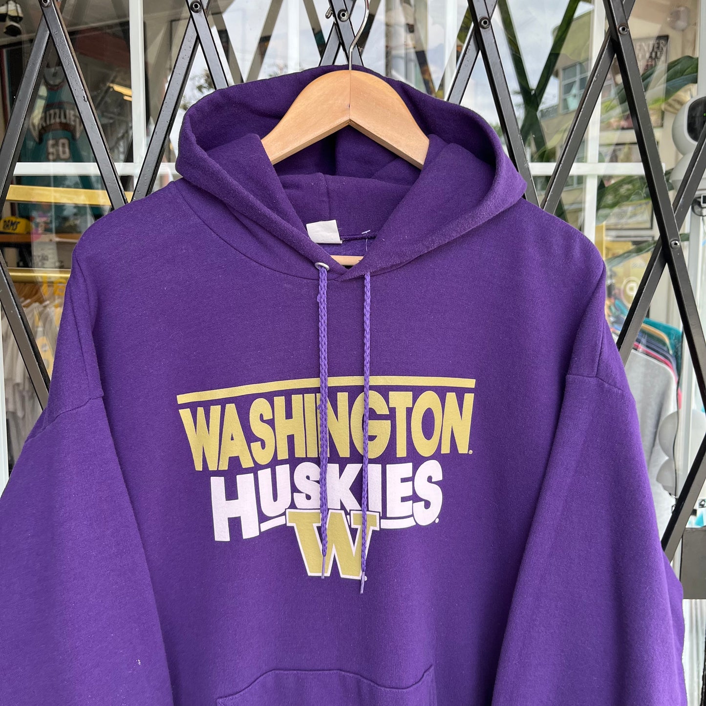 University of Washington Huskies Hoodie - Size XL