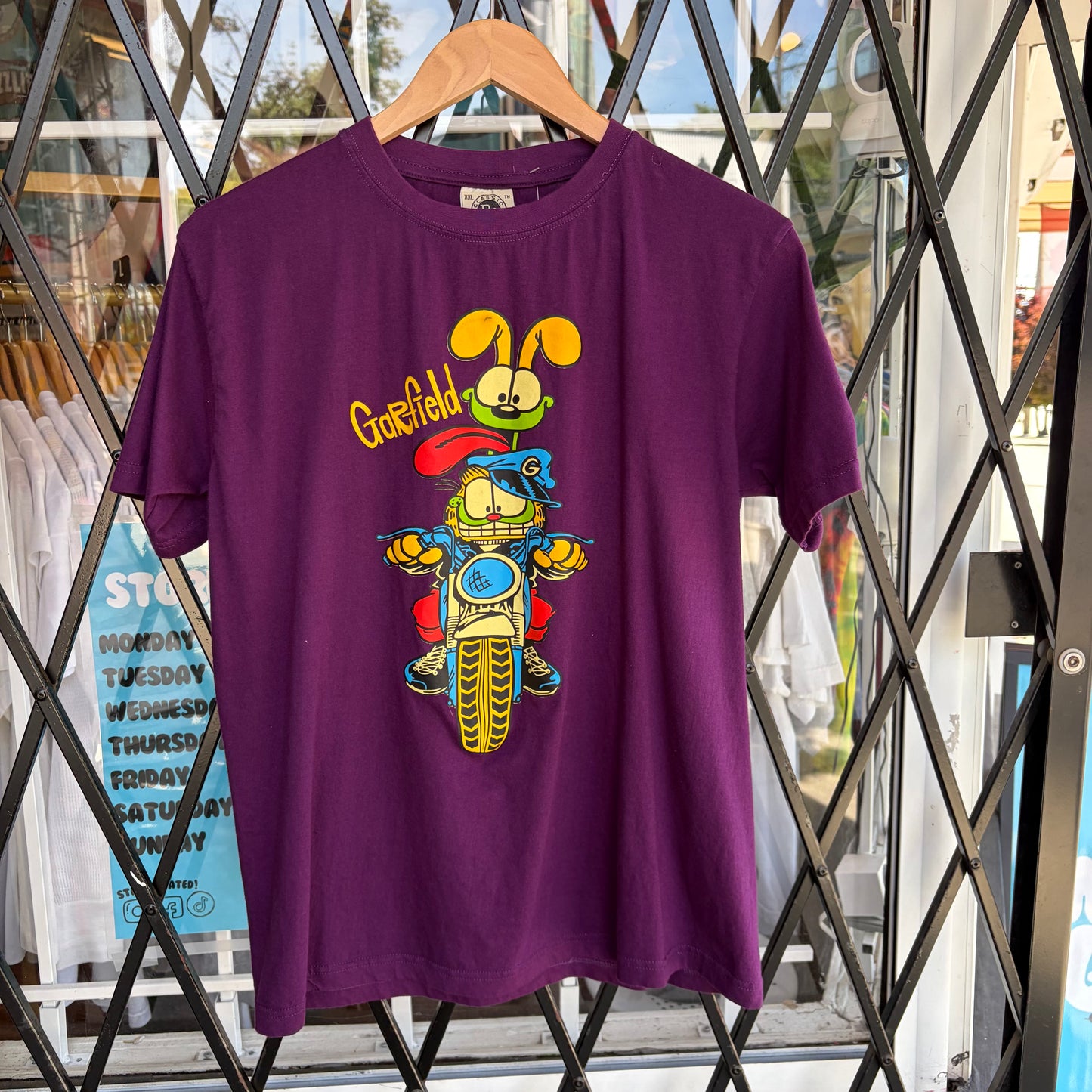 Vintage Garfield Tee - Fits Size M