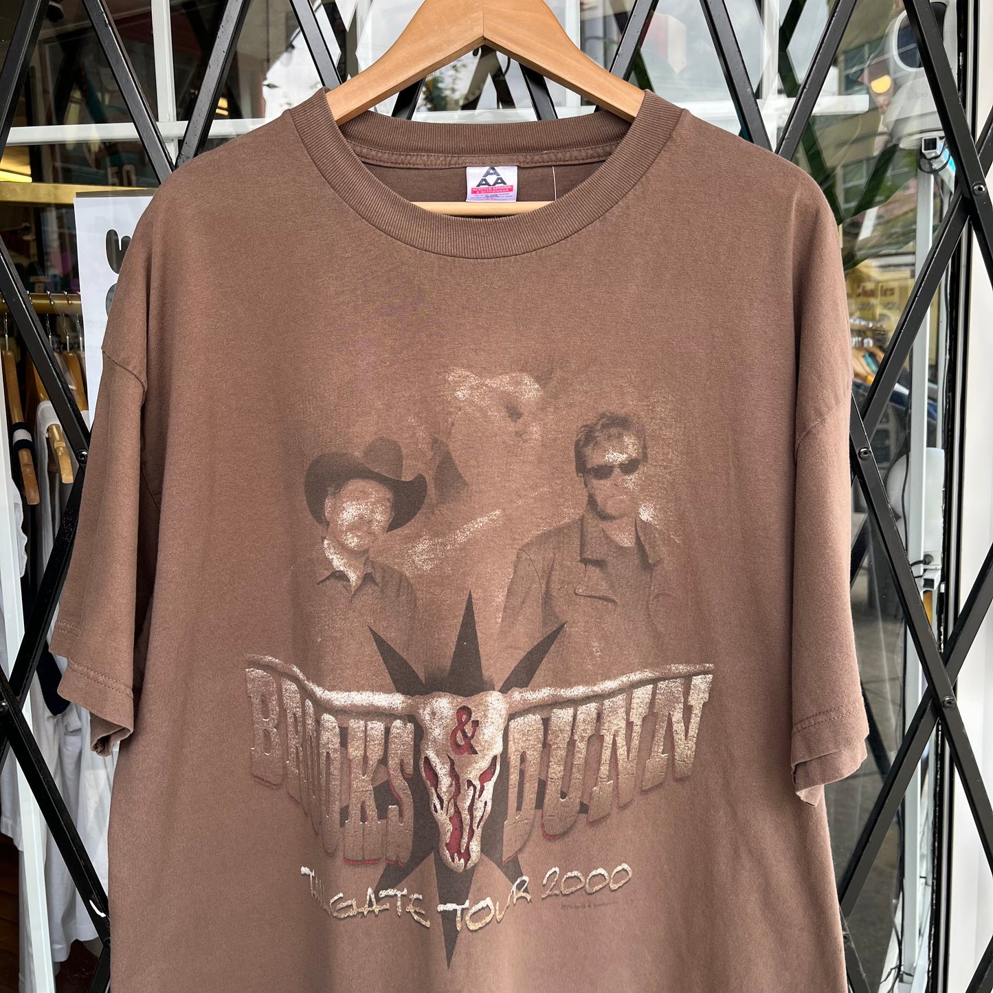 2000 Brooks & Dunn Tour Tee - Size XXL