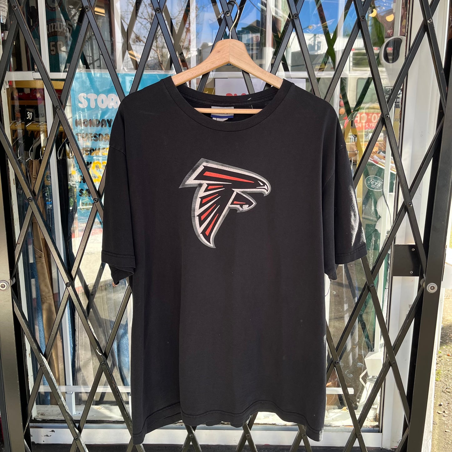 Vintage Atlanta Falcons Tee - Size XL
