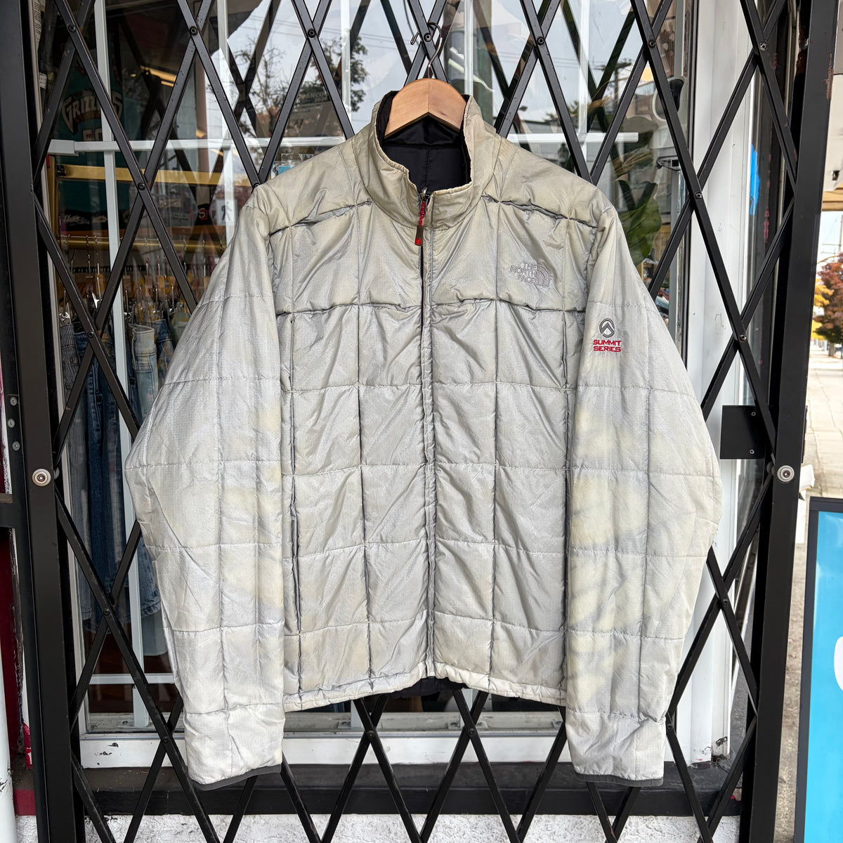 The North Face Summit Series Reversible Puffer Jacket - Size M
