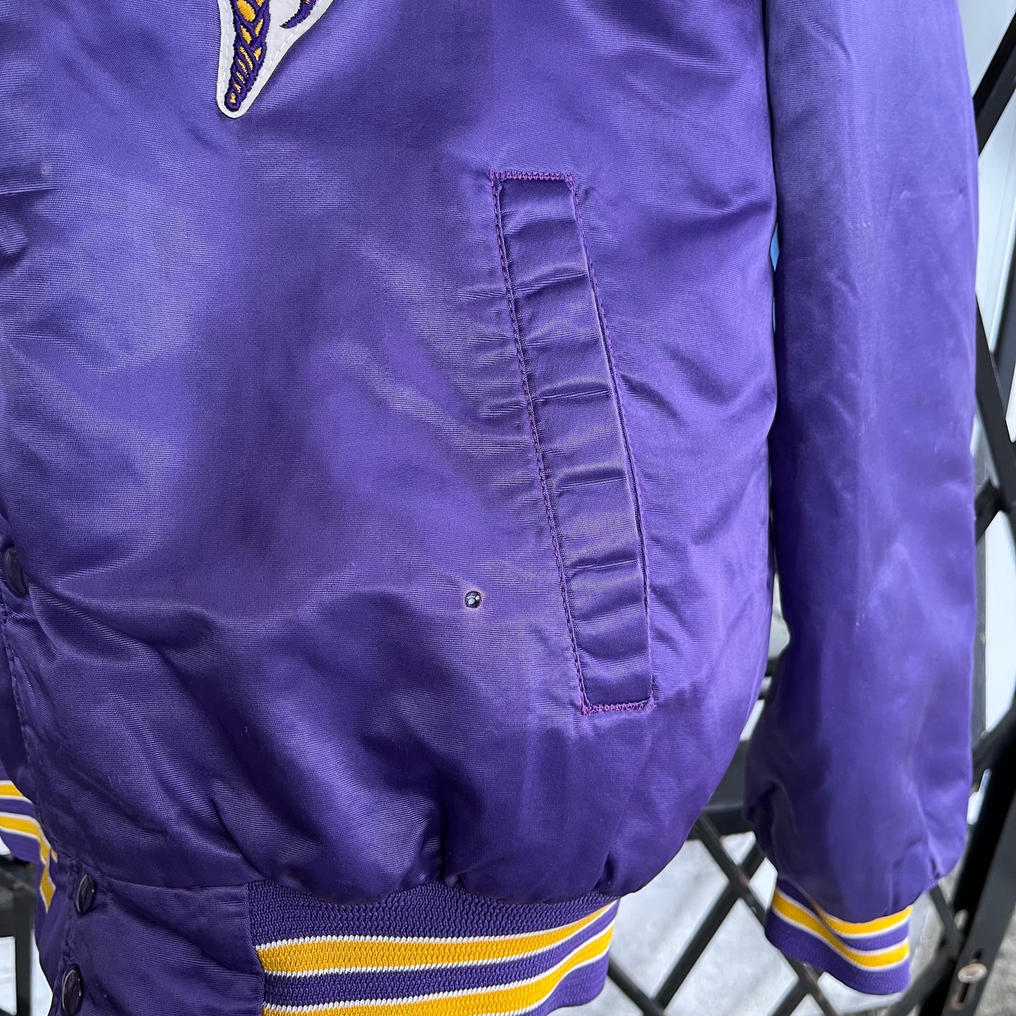 Vintage Chalk Line Minnesota Vikings Satin Jacket - Size L