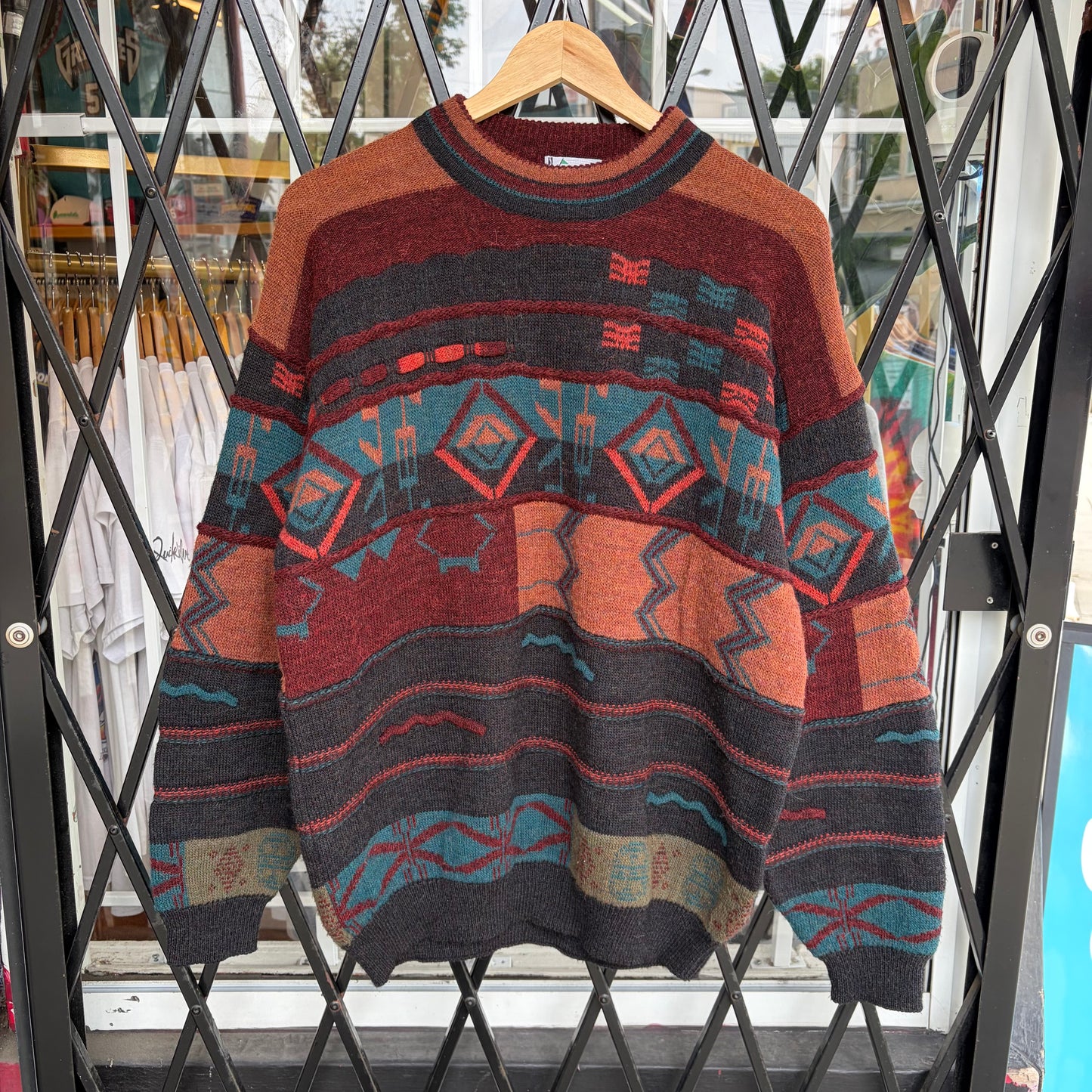 Vintage 3D Knit Sweater - Size L