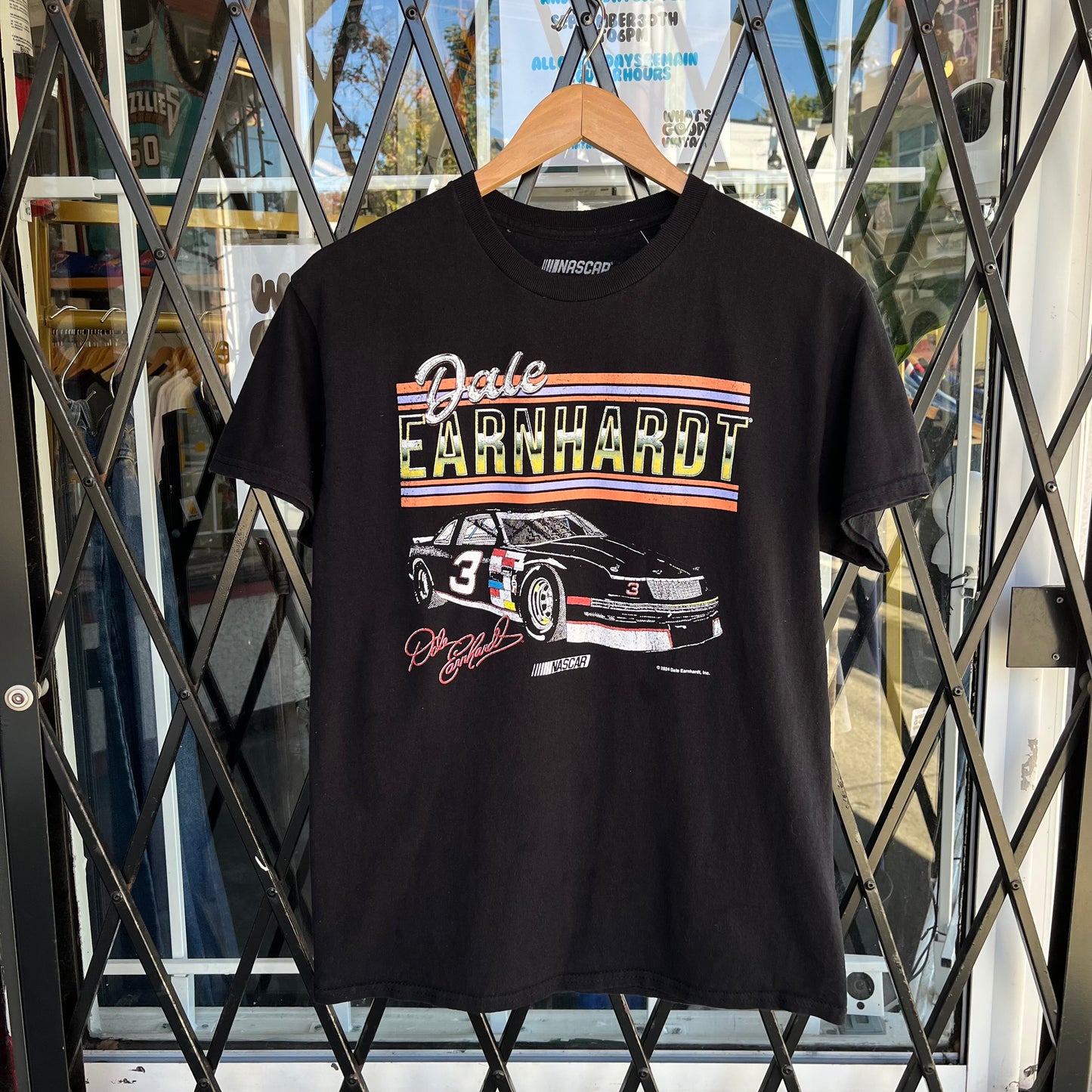 New NASCAR Dale Earnhardt Jr. Tee - Size M