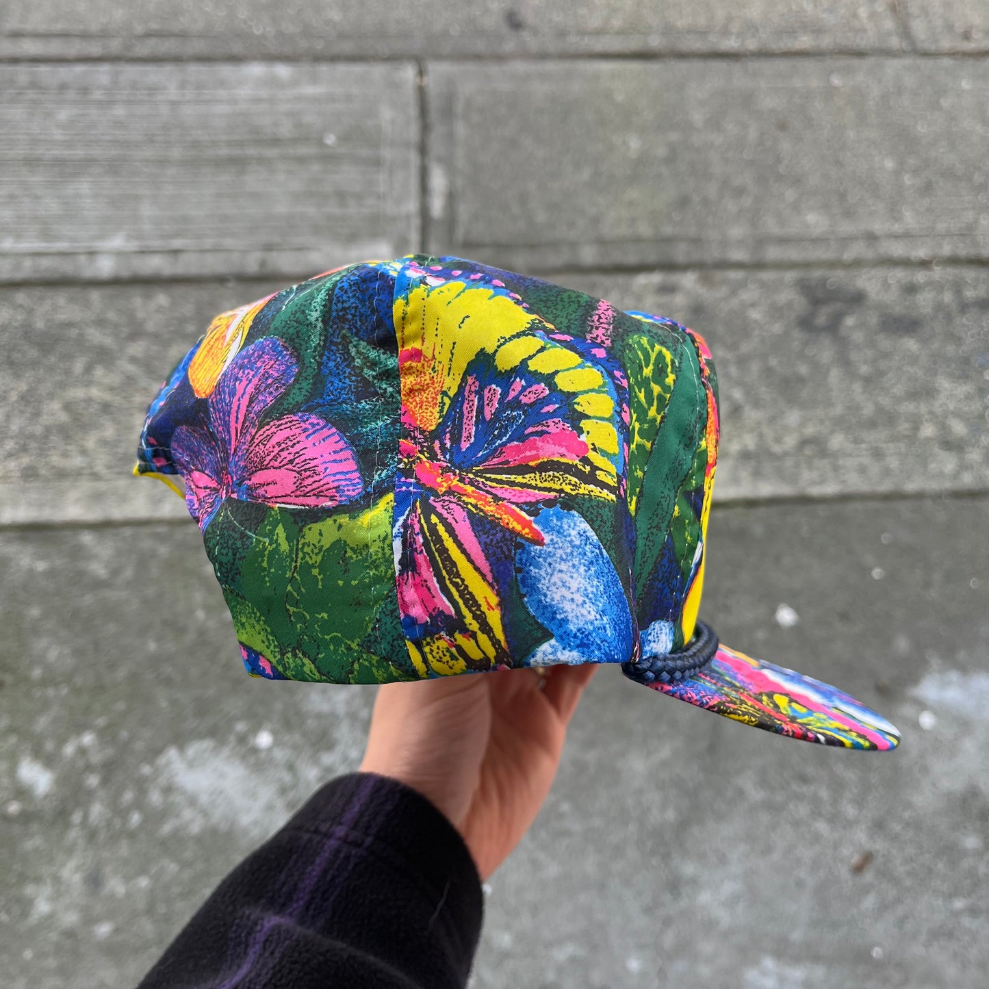Vintage Dueck on Marine Floral Snapback