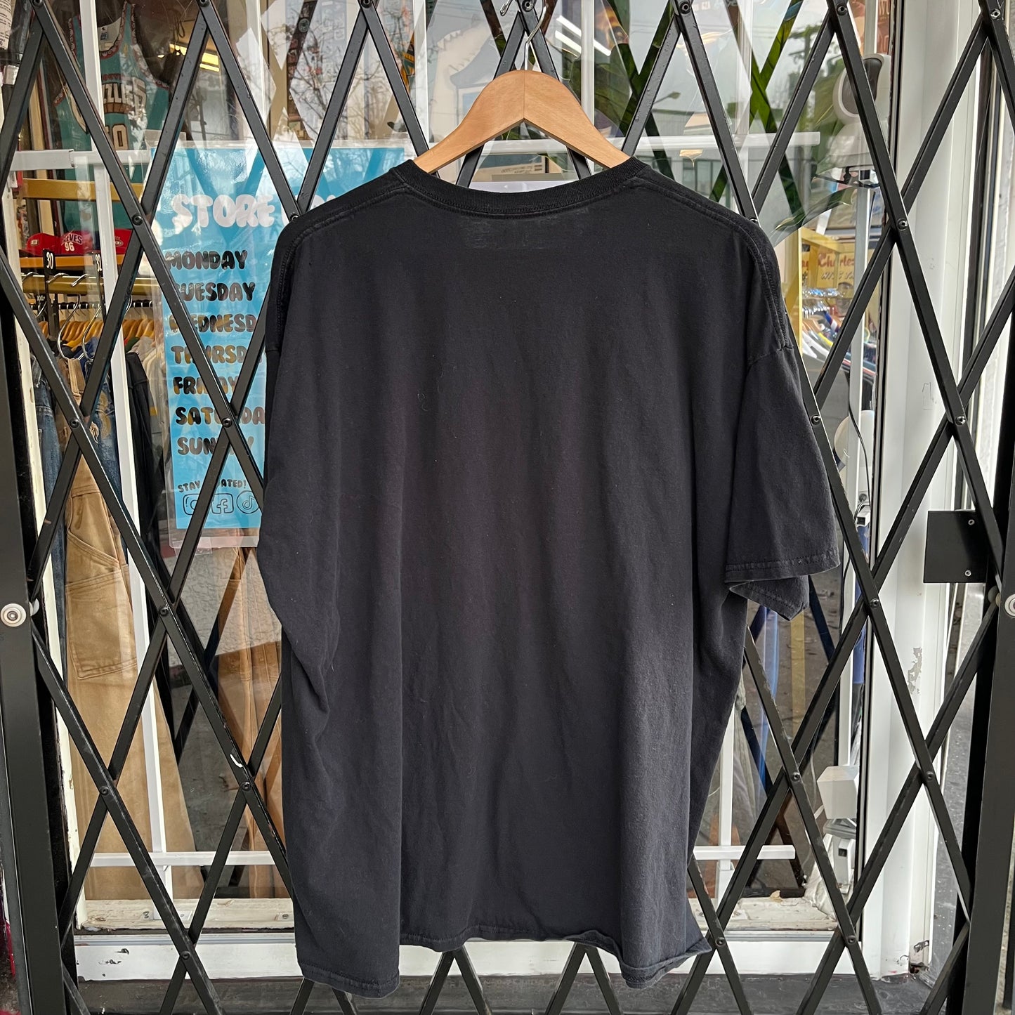 Newer Vancouver Grizzlies Tee - Size XXL