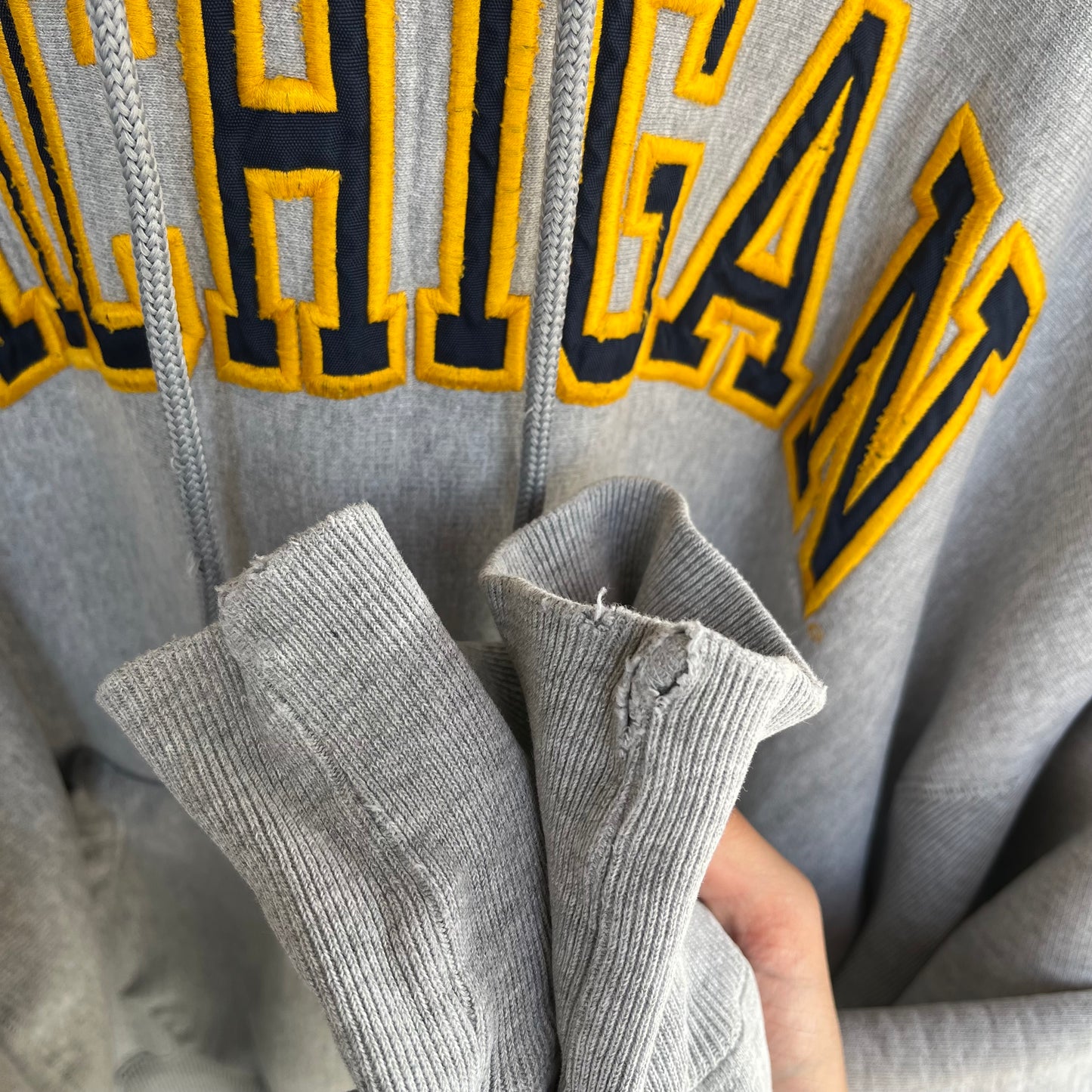 Vintage Michigan Wolverines Heavy Weight Hoodie - Size XL
