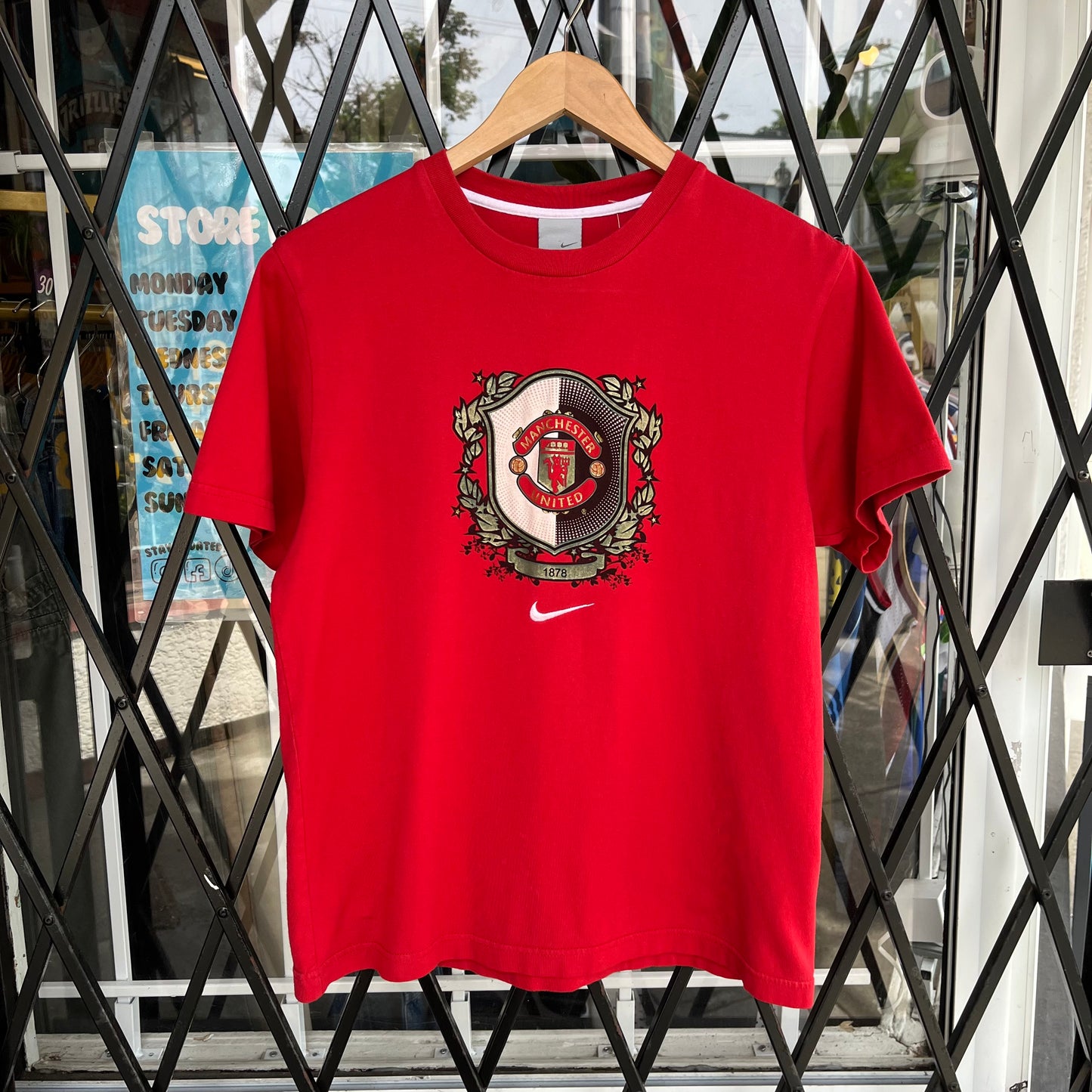 Vintage Nike Manchester United Tee - Size M