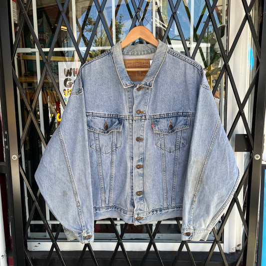 Vintage Levi’s Denim Jacket - Size L