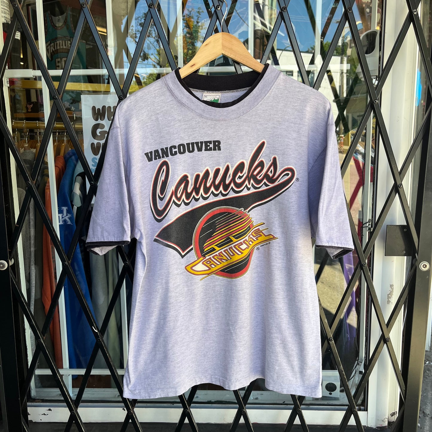 1992 Vancouver Canucks Double Sleeve Tee - Size M