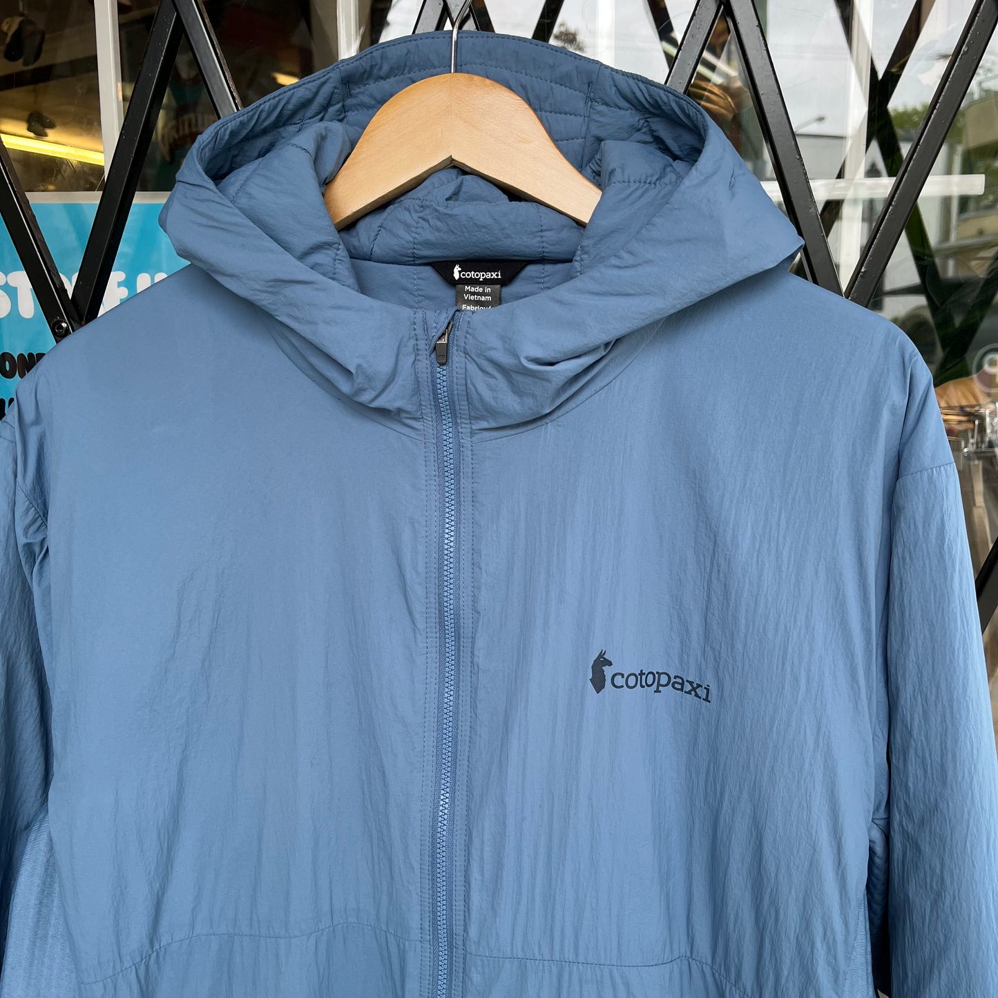 Cotopaxi Insulated Light Jacket - Size XL