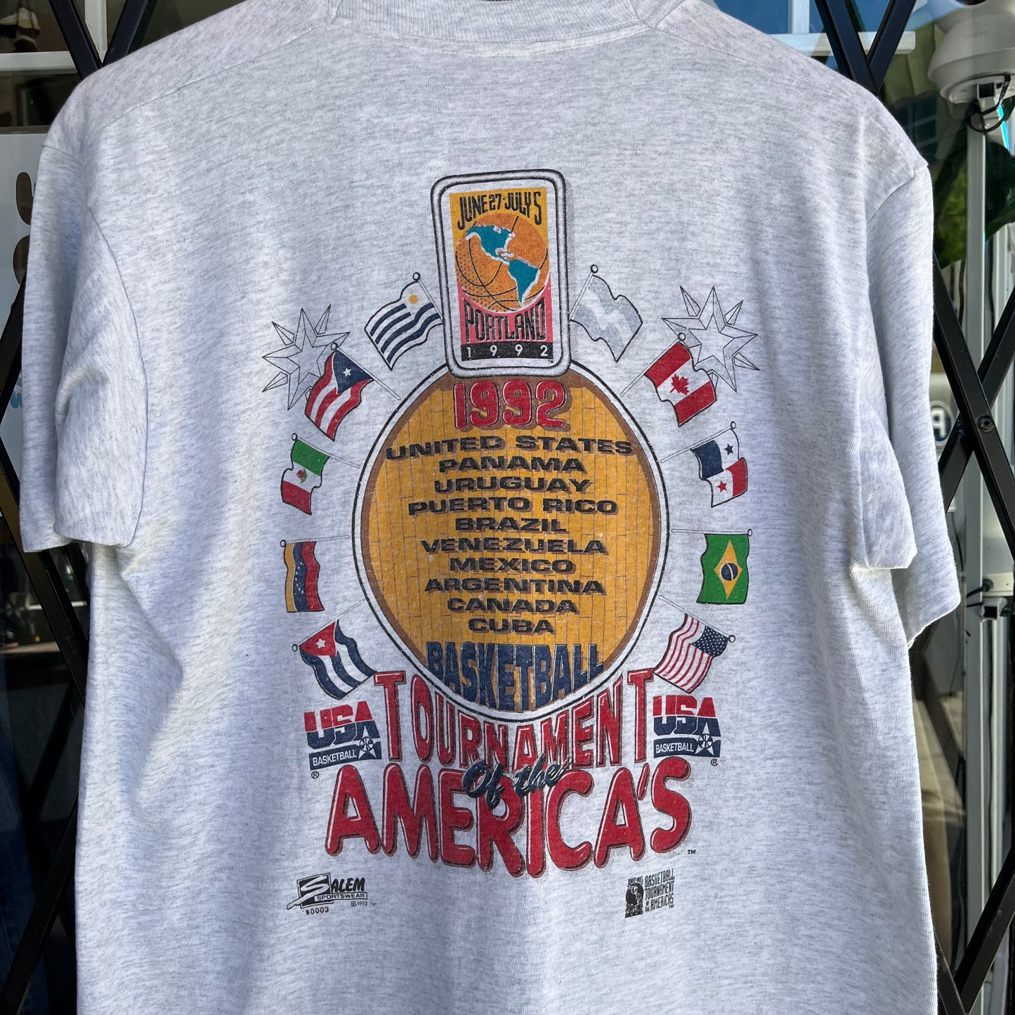 1992 USA Basketball Dream Team Bobble Head Tee - Size L
