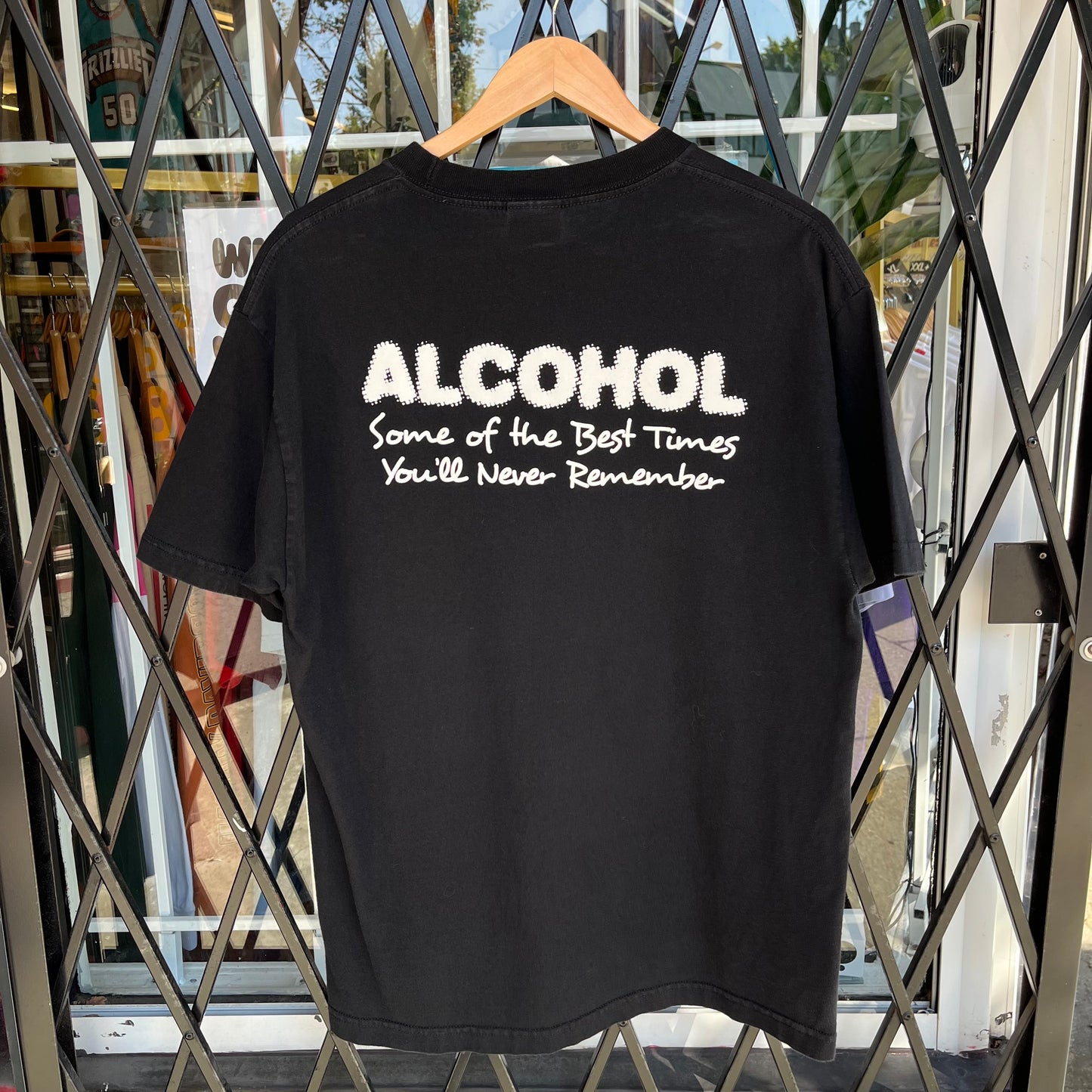 2006 Brad Paisley Alcohol Tee - Size L