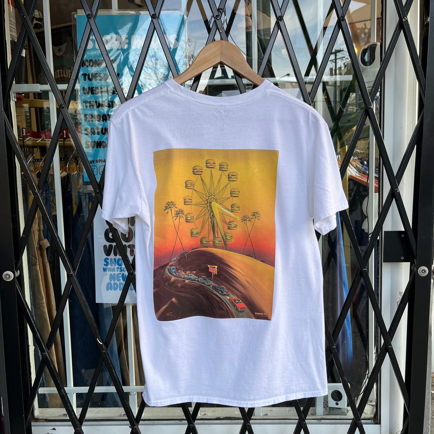 In-N-Out Ferris Wheel Tee - Size M