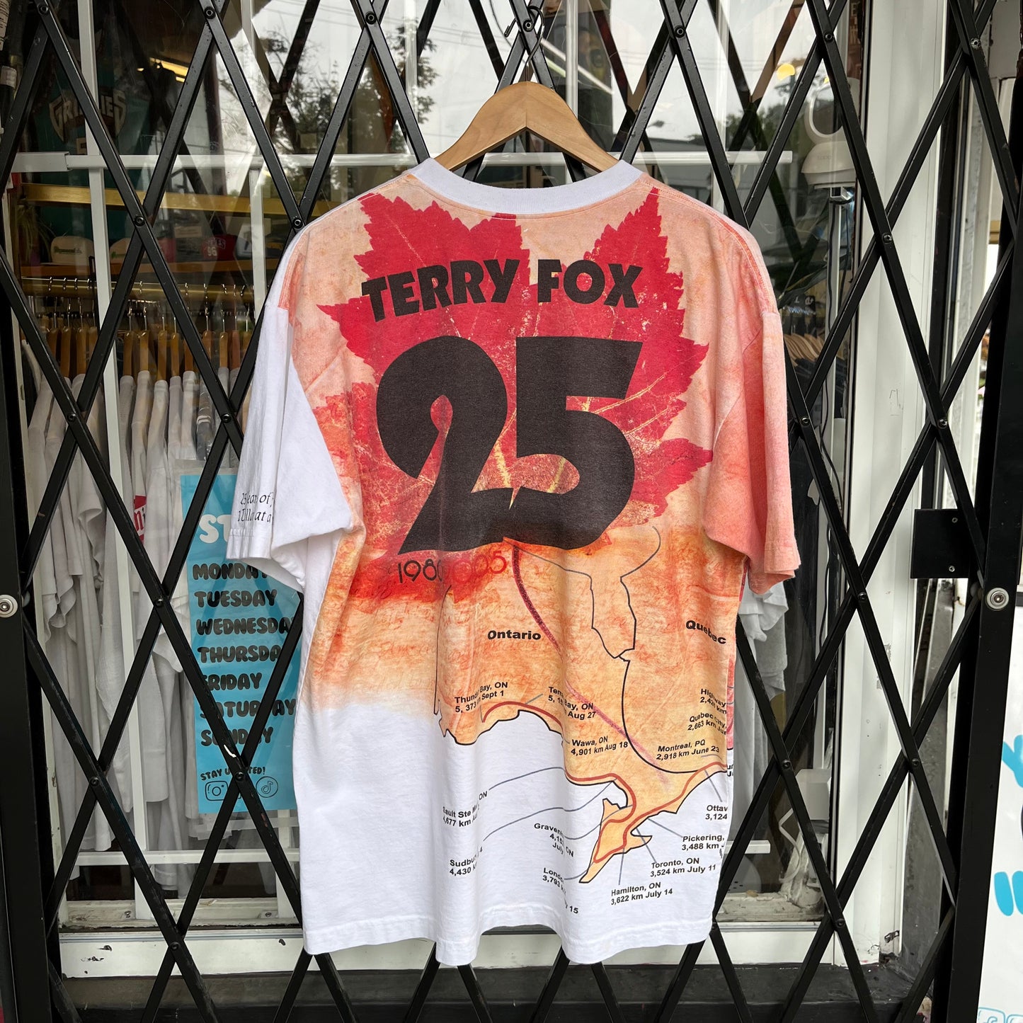 2005 Terry Fox Foundation Tee - Size XL