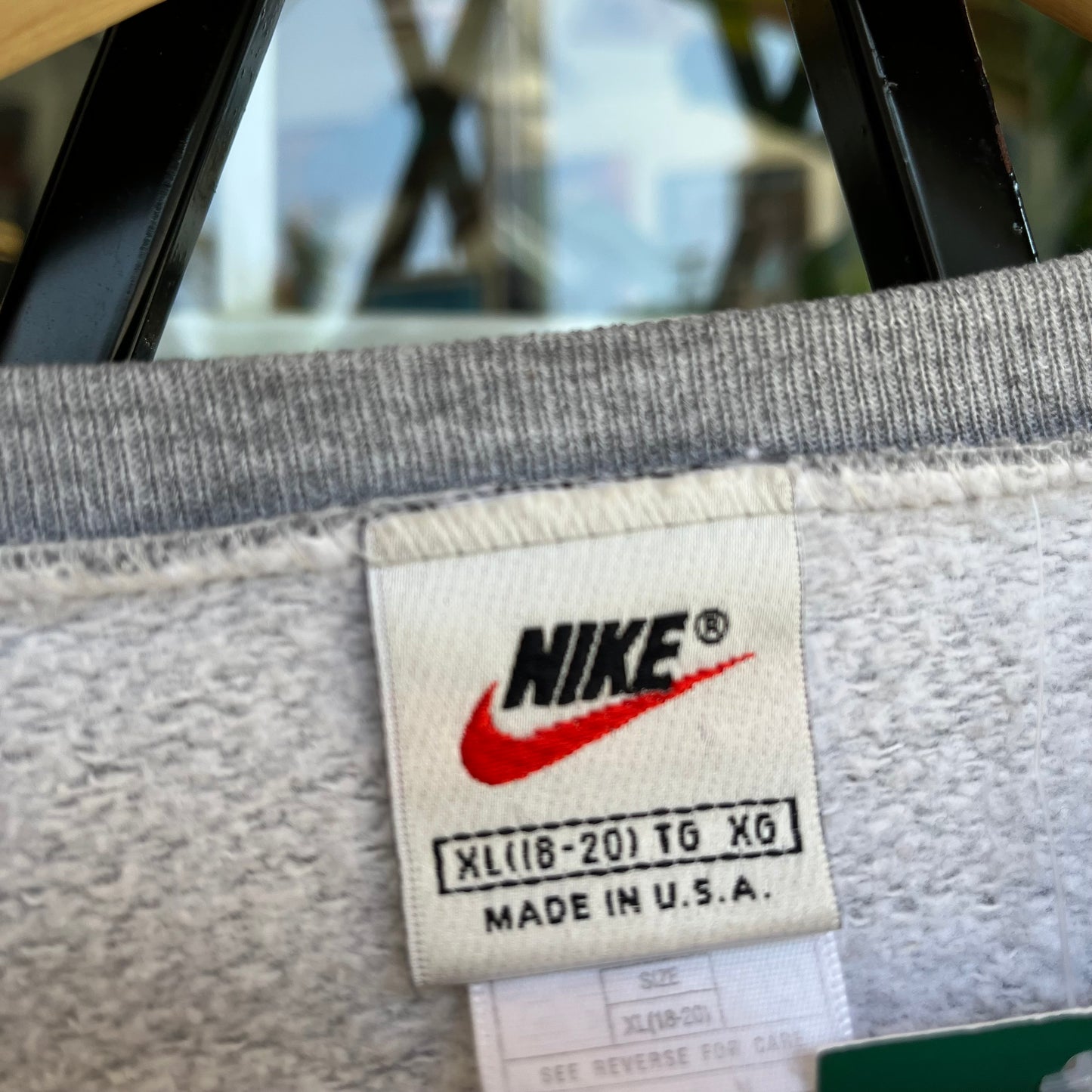 Vintage 90s Nike Crewneck - Size Youth XL (Men's S)