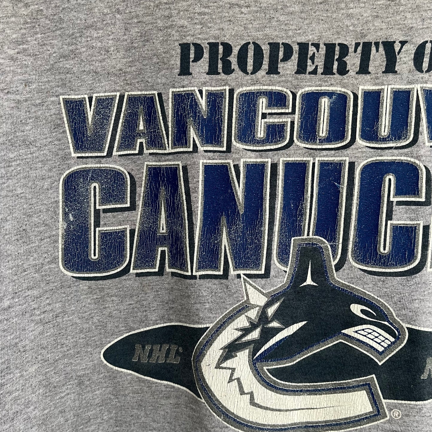 2000’s Vancouver Canucks Tee - Size L