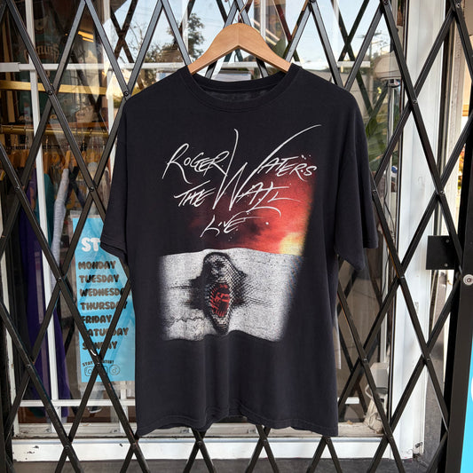 2012 Roger Waters The Wall Tour Tee - Size L