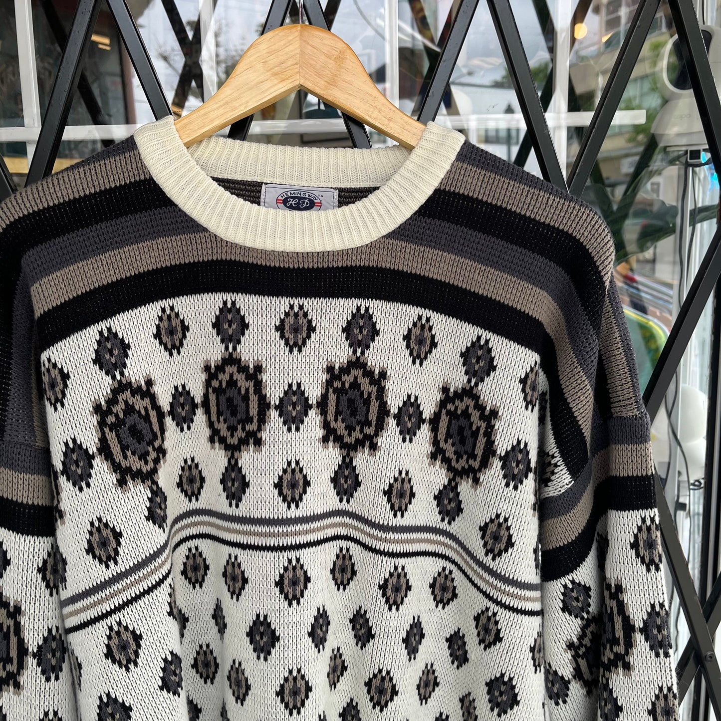 Vintage Knit Sweater - Size L