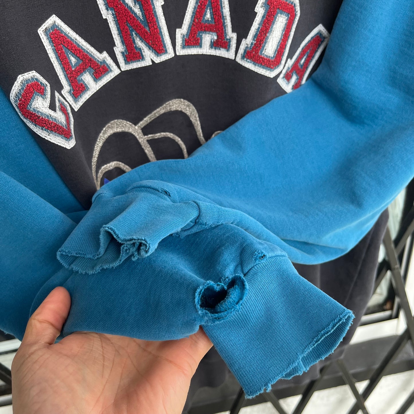 1994 Reebok Victoria Canada Commonwealth Games Sweater - Size M