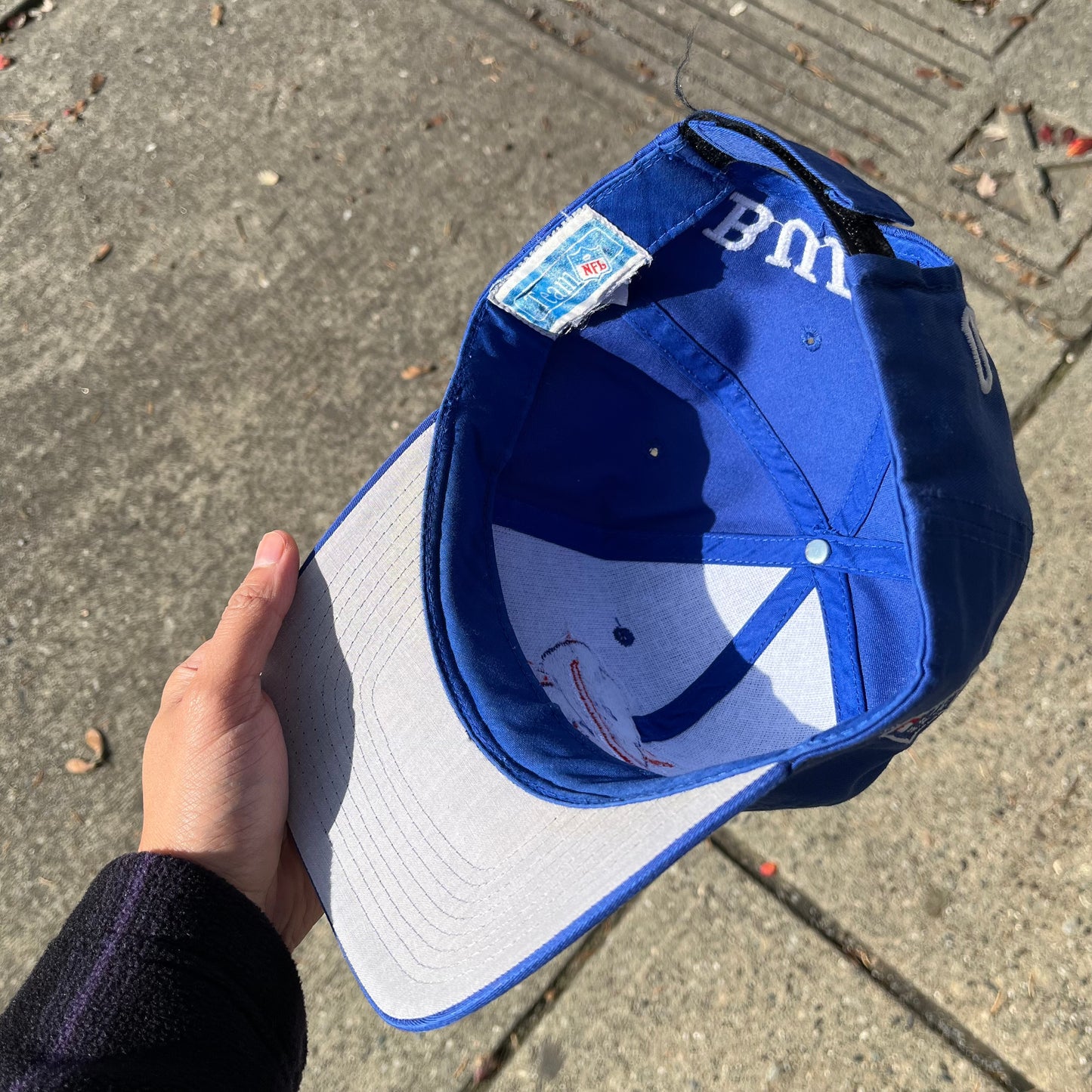 Vintage Buffalo Bills Velcroback Hat