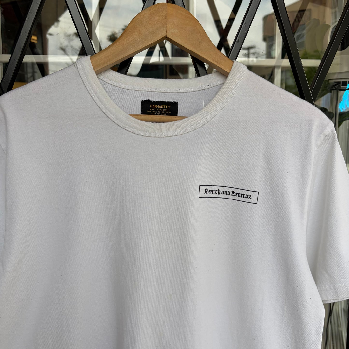 Carhartt WIP Search & Destroy Tee - Size L