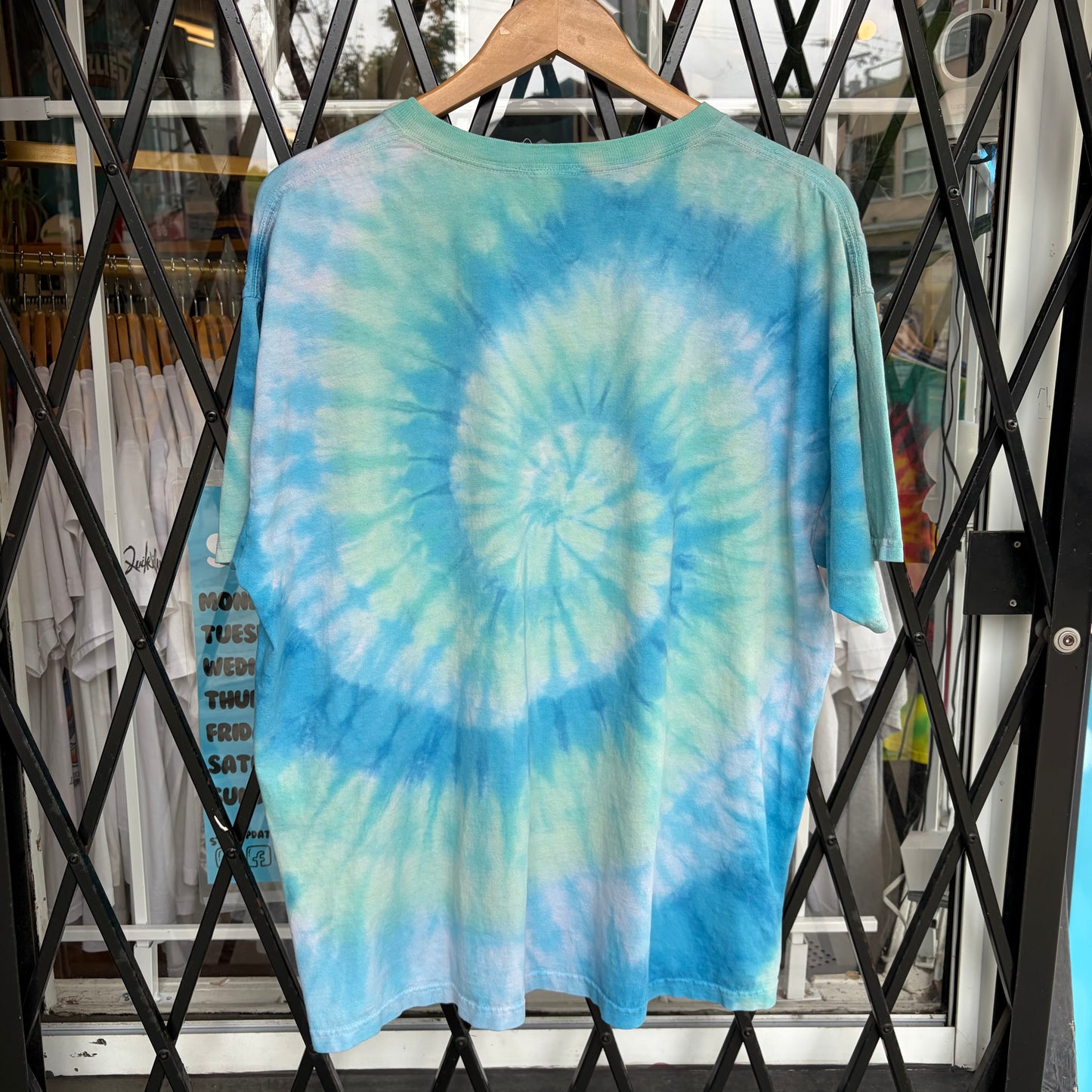 2004 Liquid Blue Tie Dye Tee - Size XL