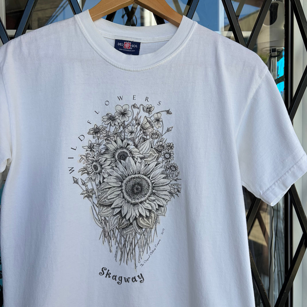 1996 Wildflowers Floral Tee - Size M