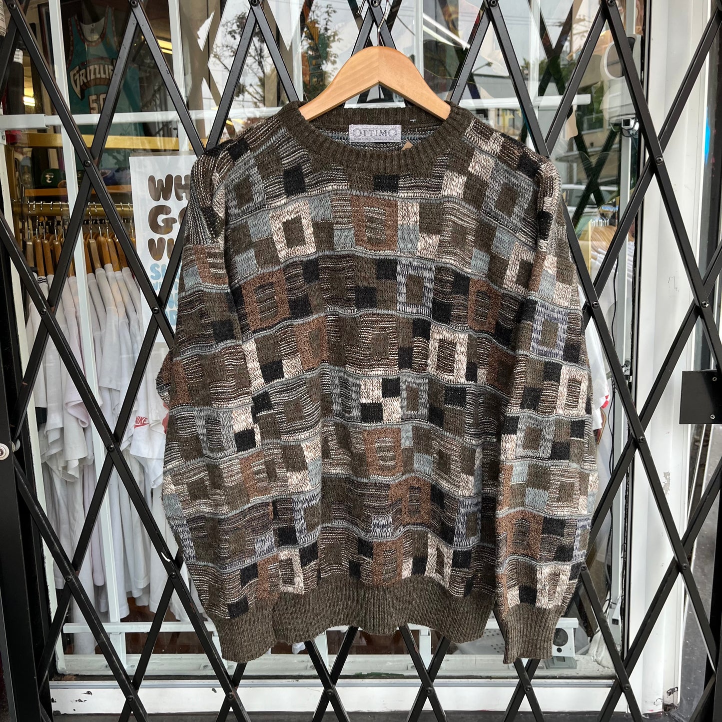 Vintage Knit Sweater - Size L