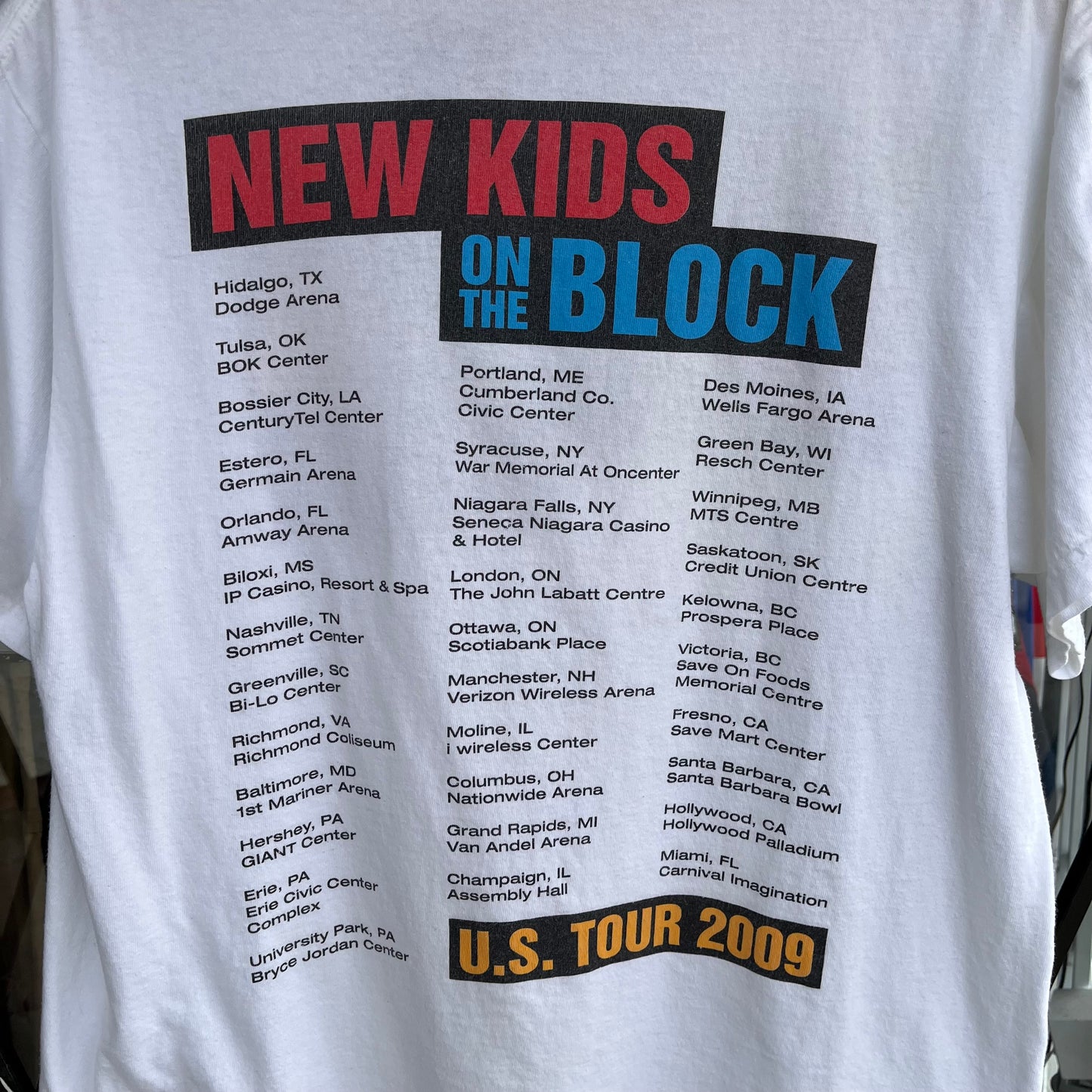 2009 New Kids on the Block Tour Tee - Size L