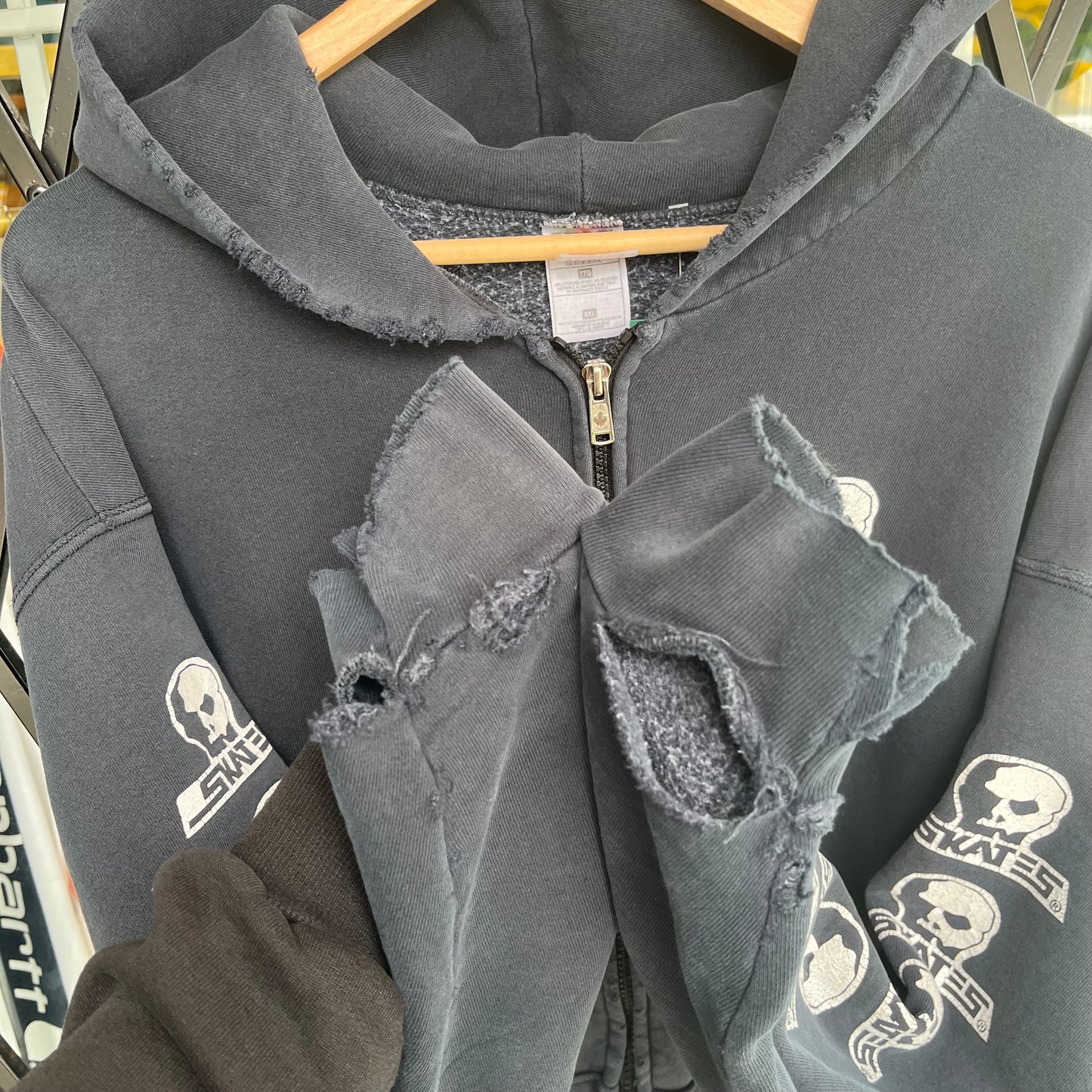 Vintage Distressed Skates Hoodie - Size XXL