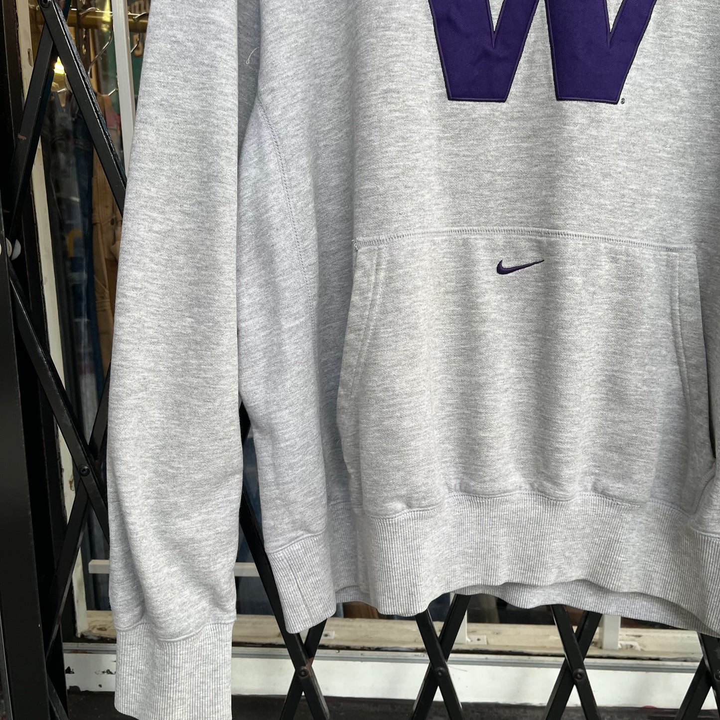 Nike Washington Huskies Mid Swoosh Hoodie - Size XL