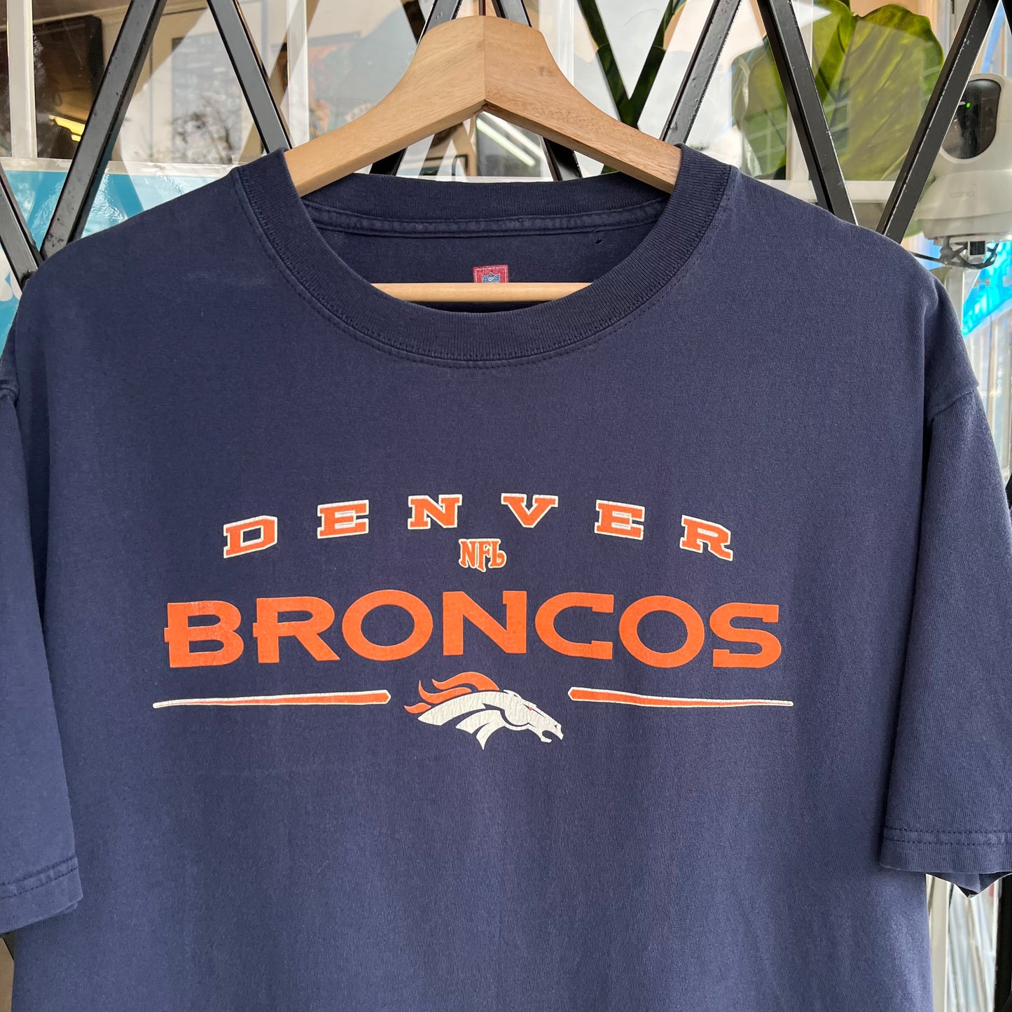 Denver Broncos Tee - Size L