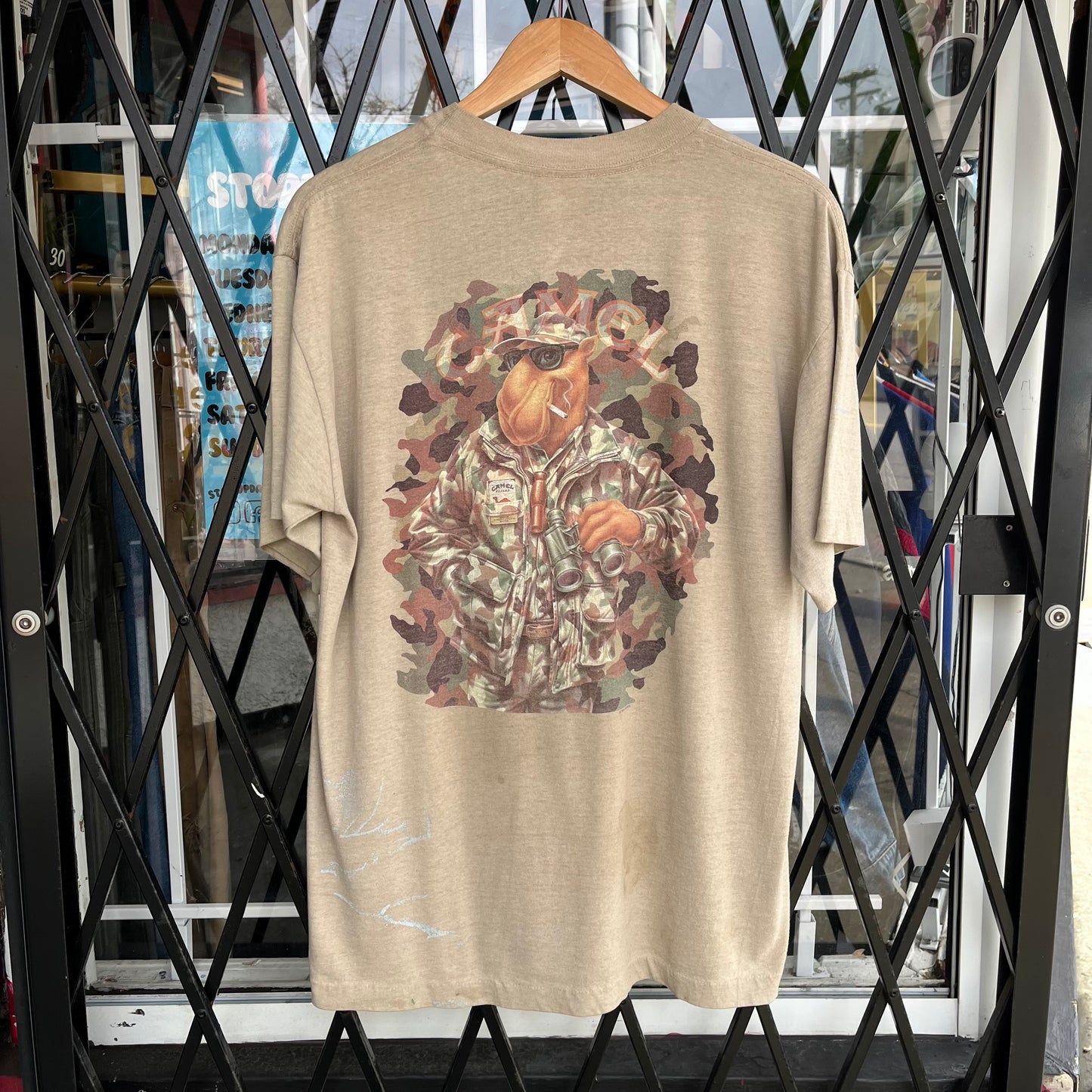 1992 Camel Cigarettes Hunter Camo Tee - Size XL