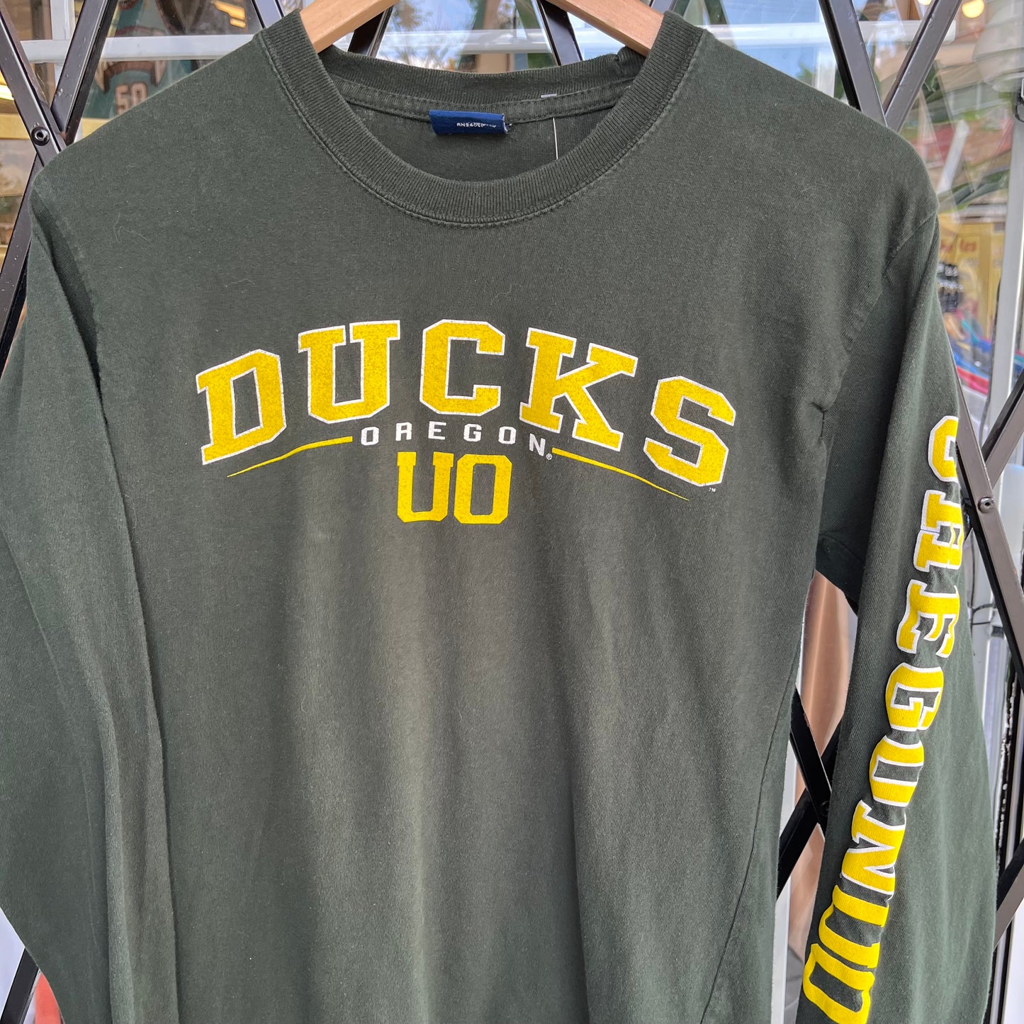 Oregon Ducks Long Sleeve - Size S