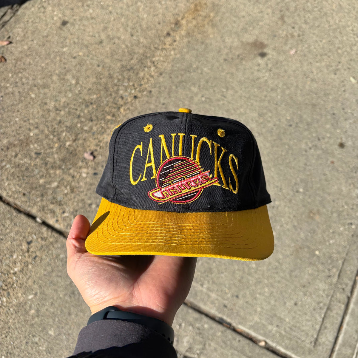 Vintage Vancouver Canucks StrapBack Hat