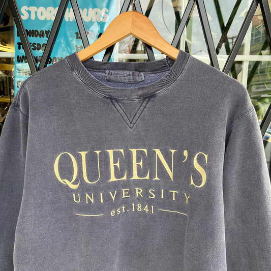 Vintage Queens University Crewneck - Size M