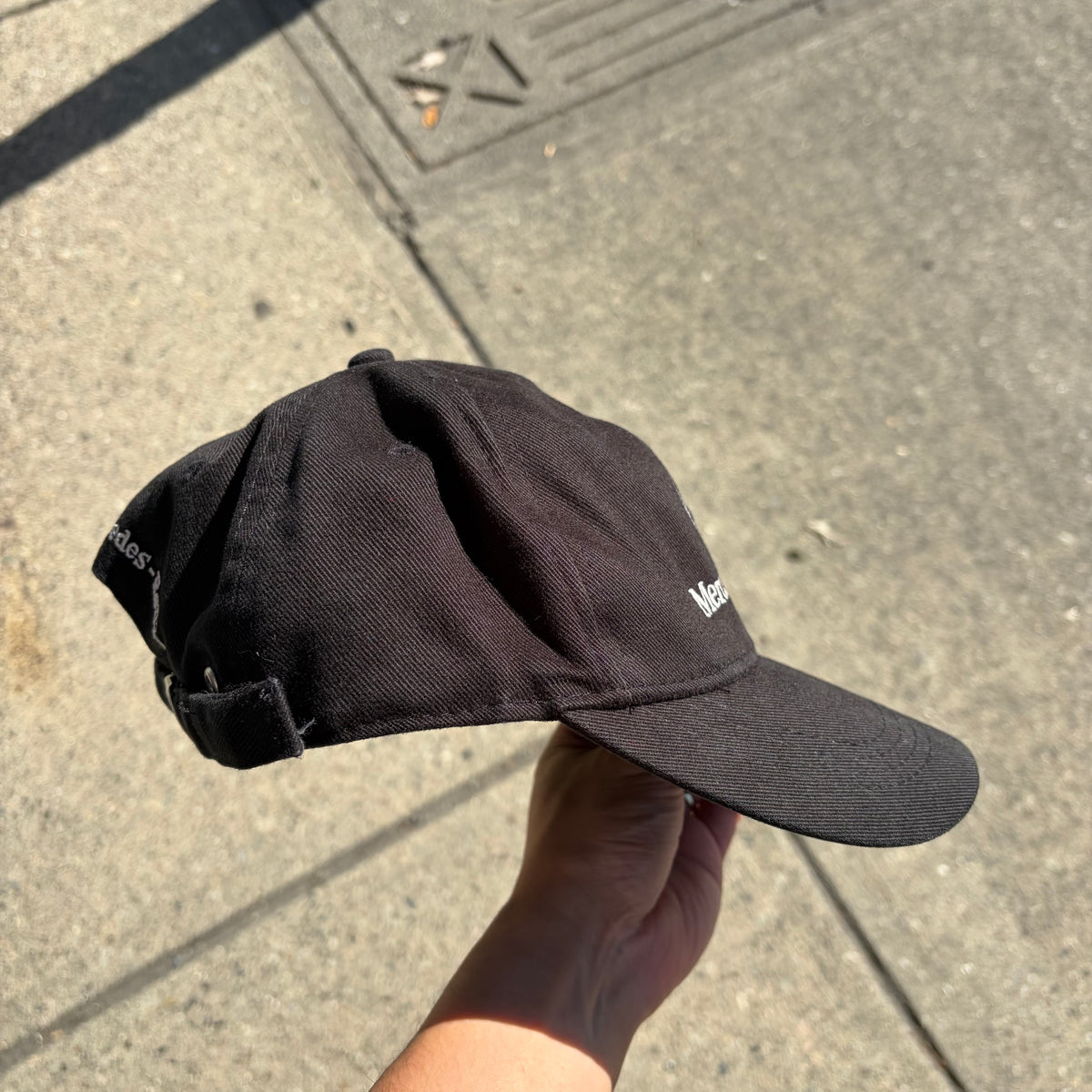 Mercedes Benz Hat