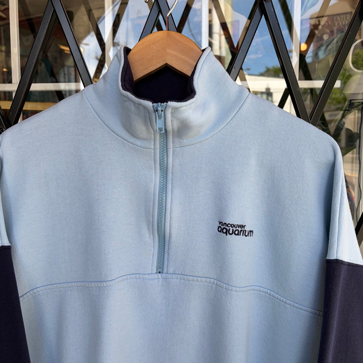 Vintage Vancouver Aquarium Quarter Zip Sweater - Size M