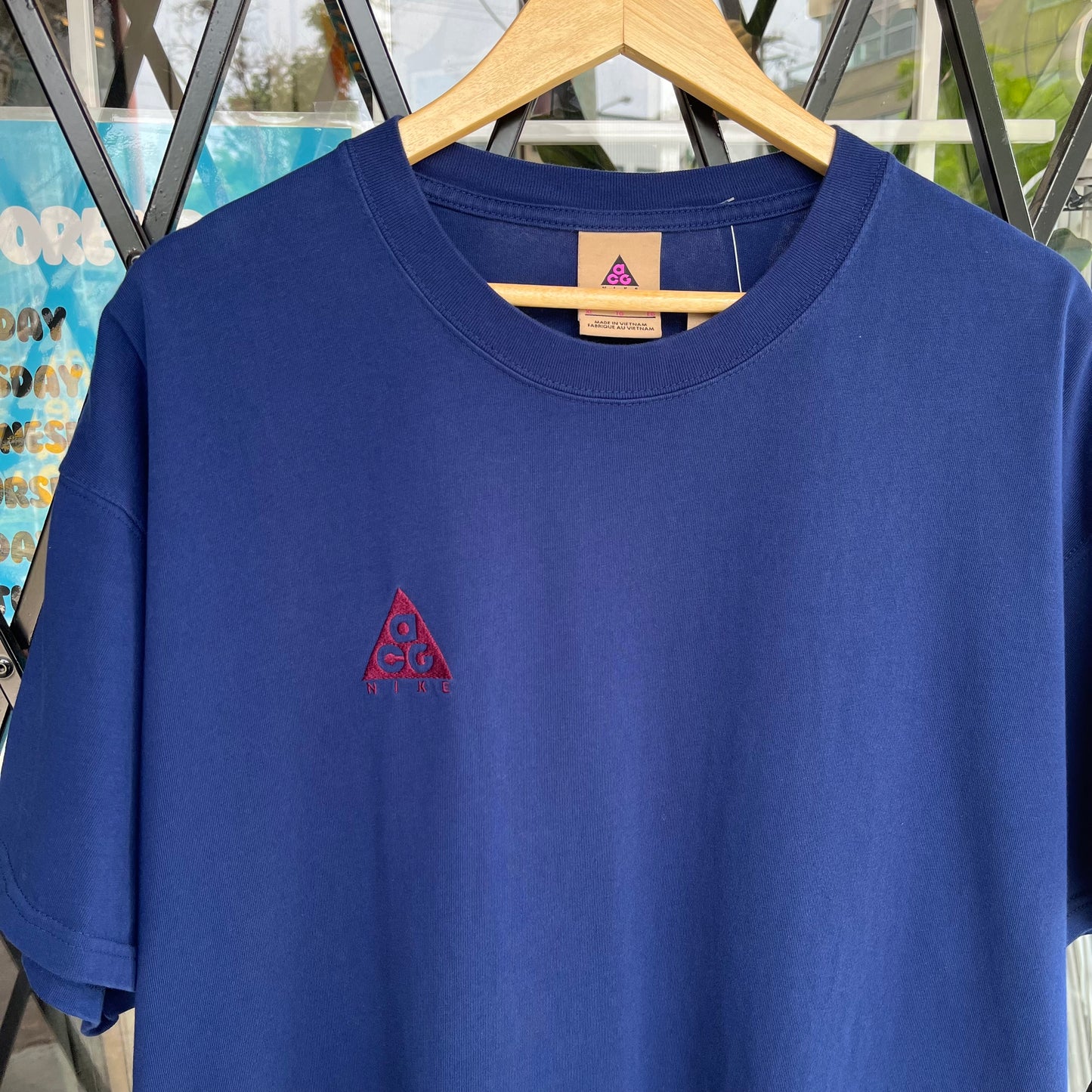 Nike ACG Tee - Size XL