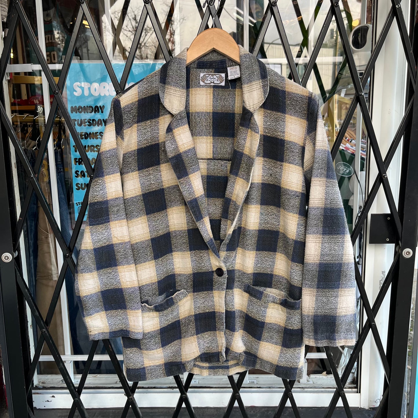 Vintage Plaid Over Coat - Size Women’s S