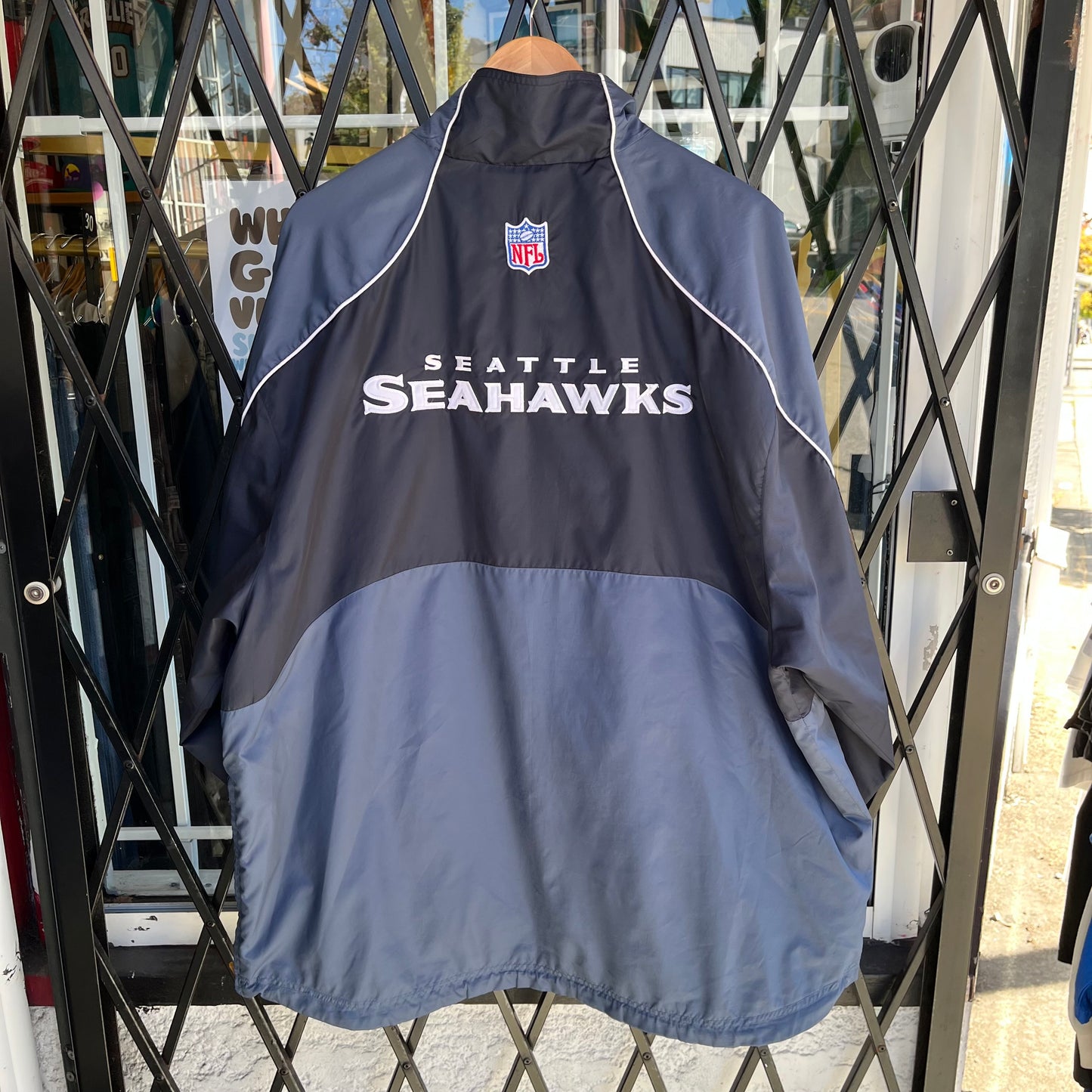 Vintage Seattle Seahawks Pullover Windbreaker - Size XL