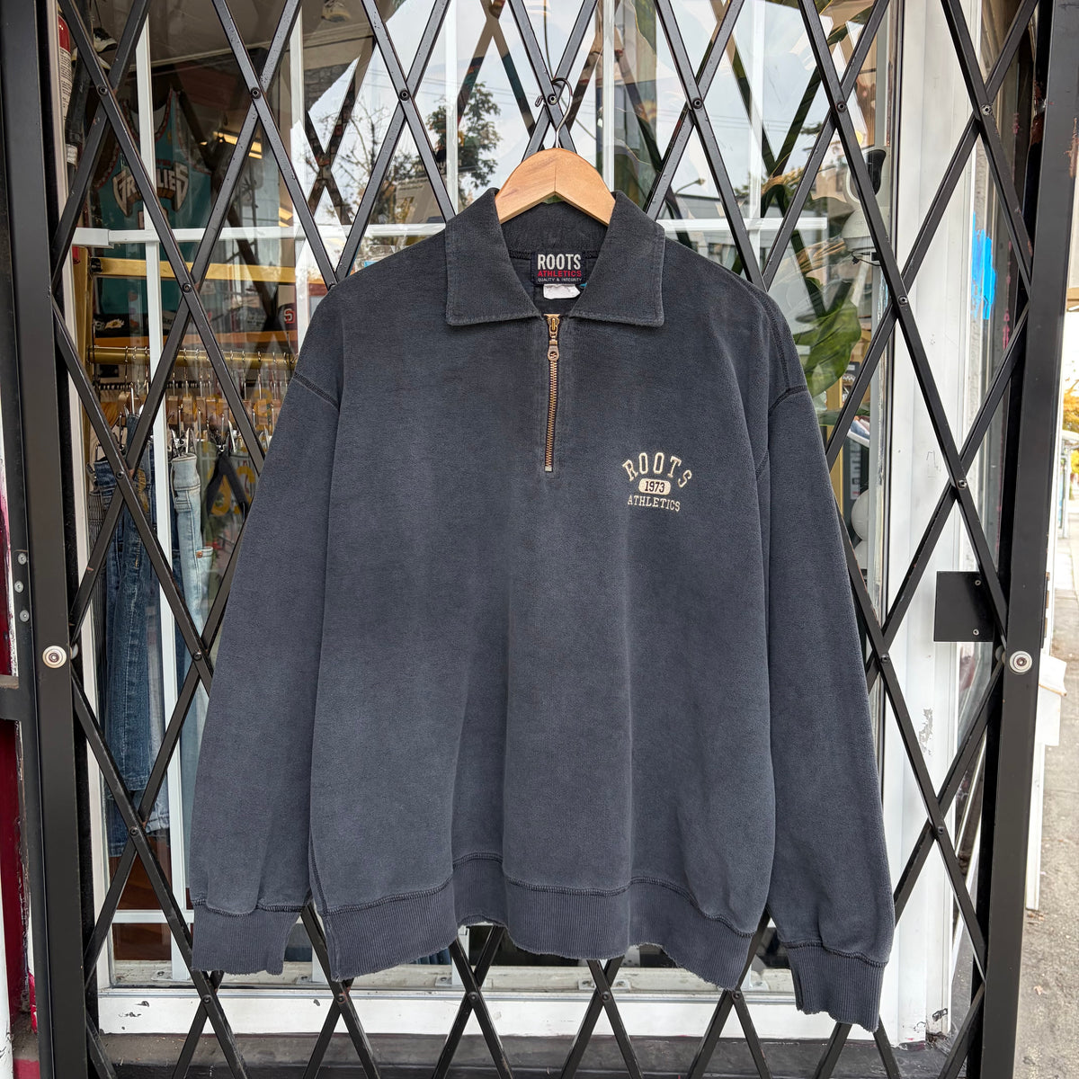 Vintage Roots Quarter Zip Sweater - Size XL