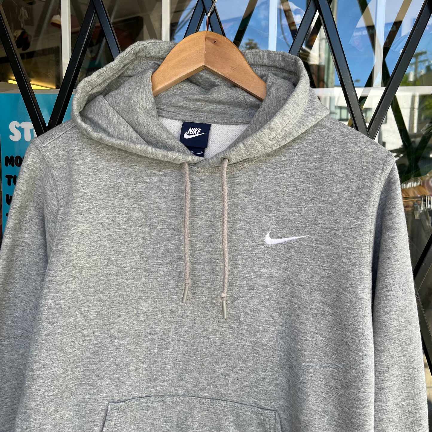 Nike Essential Hoodie - Size M
