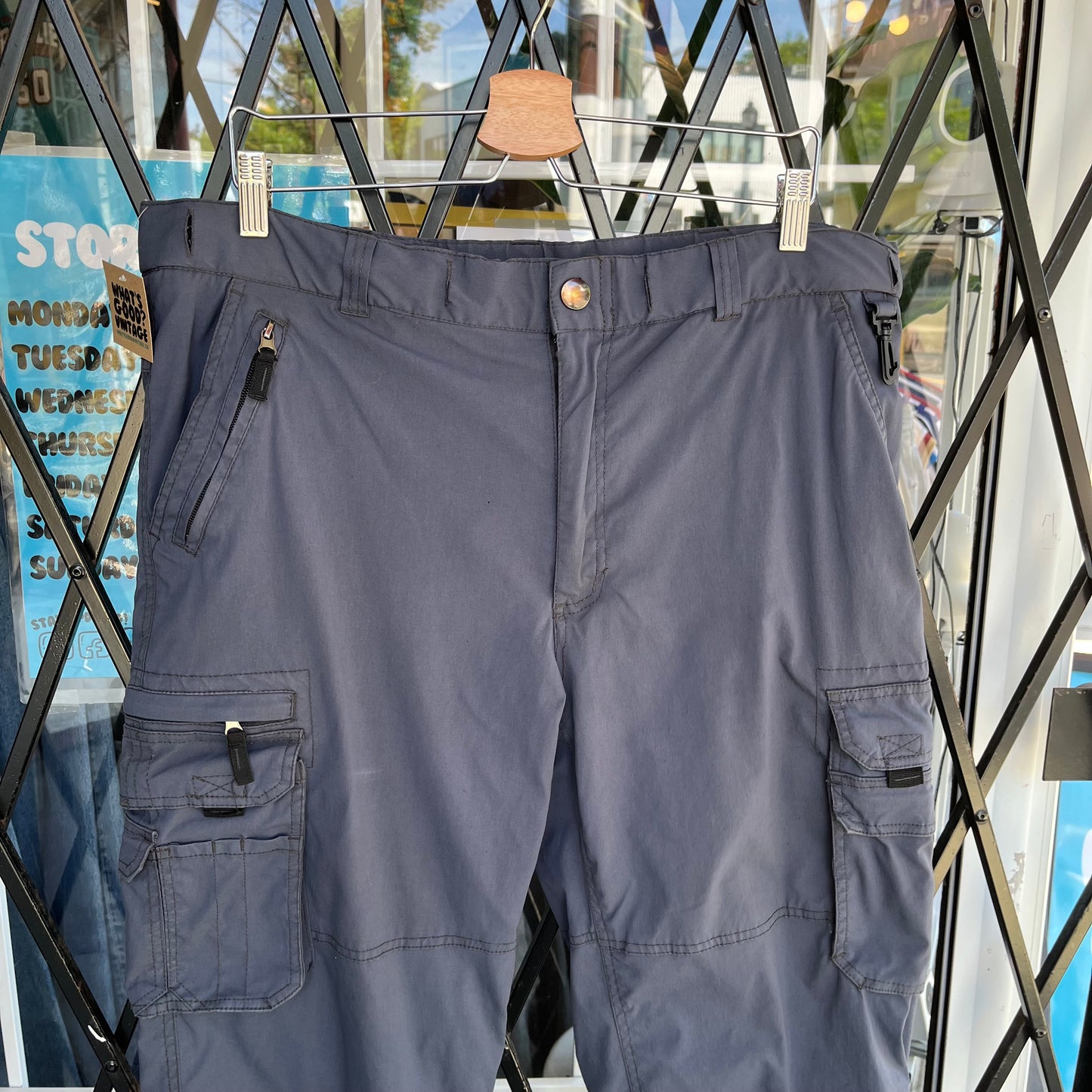 Outdoor Hiking Cargo Pants - Size L x 30L