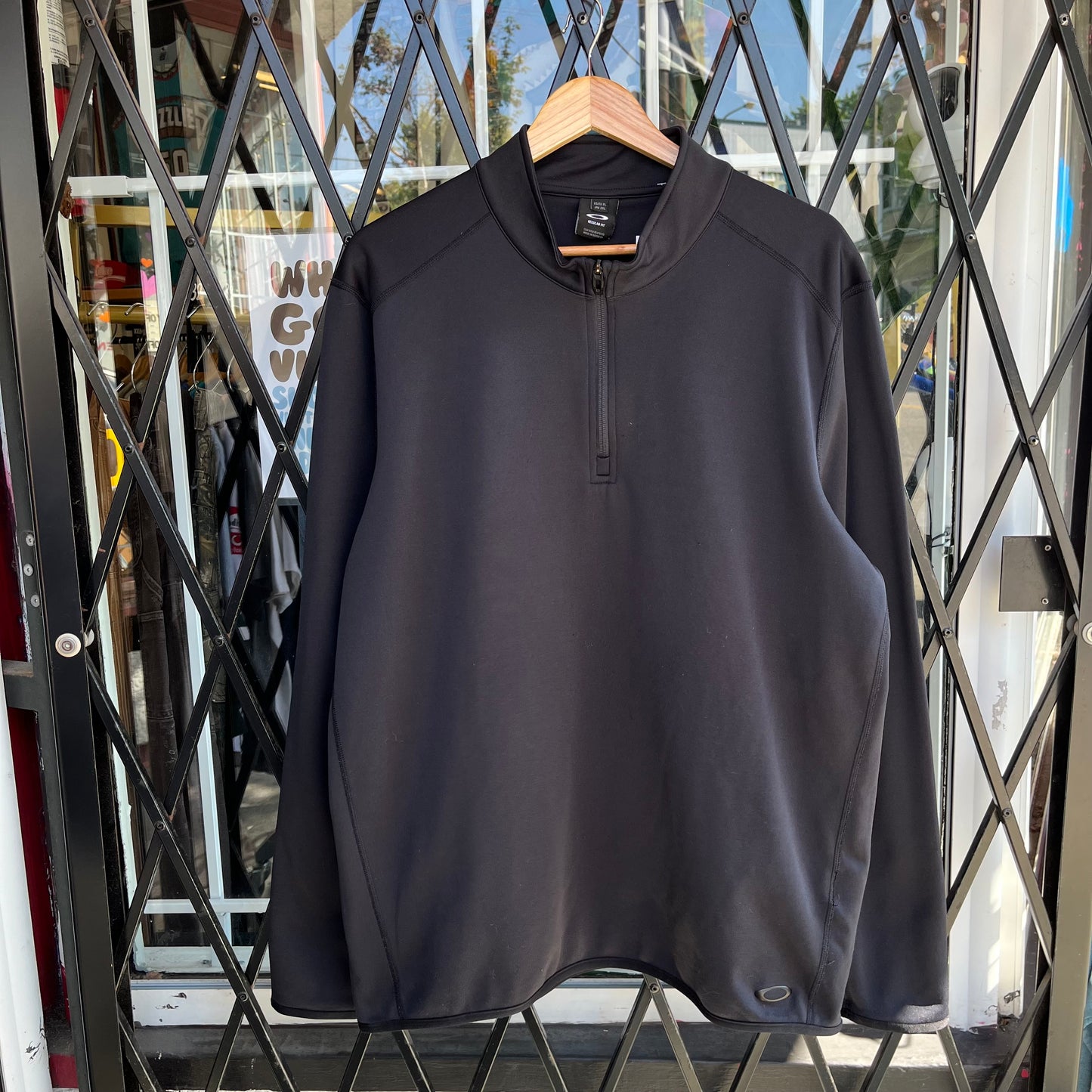 Oakley Quarter Zip Sweater - Size XL